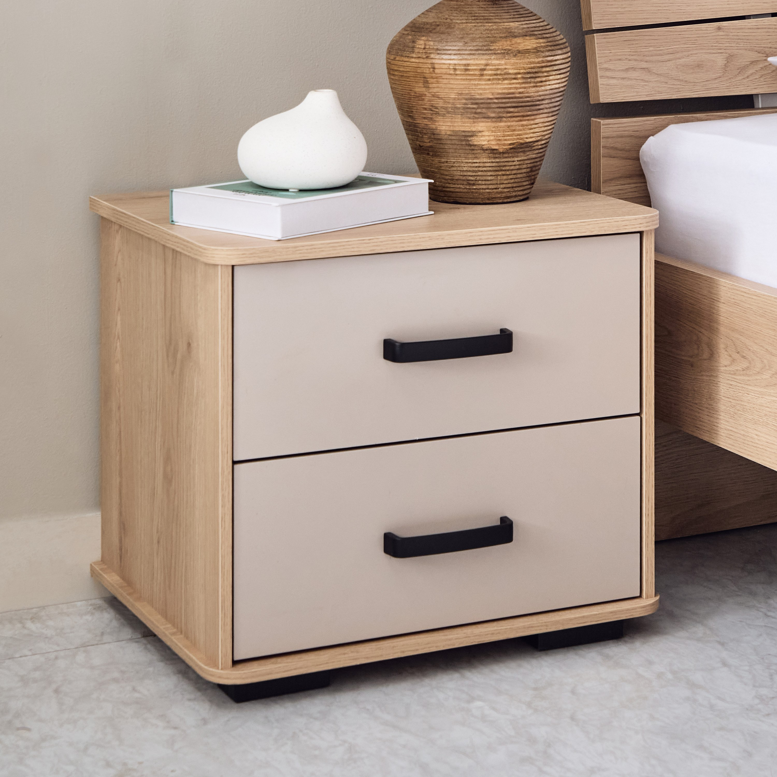 طقم غرفة نوم كينج 5 قطع - مدريد من موڤو  - 180x200 سم-hbxbedroom-bedsandbedsets-bedroomsets-king-image-11