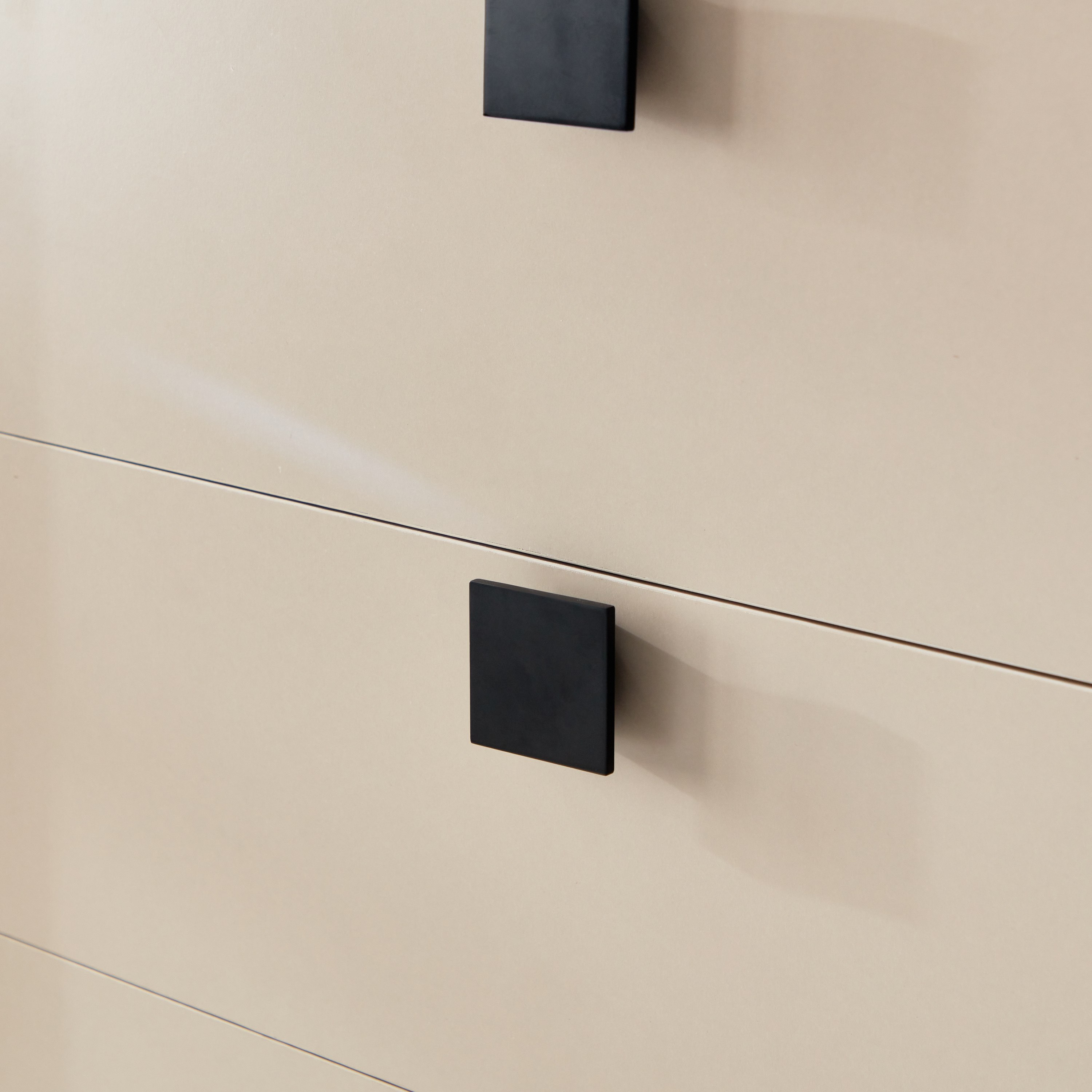 Luxembourg Chest of 5 Drawers-hbxfurniture-dressersandchests-chestofdrawers-image-6