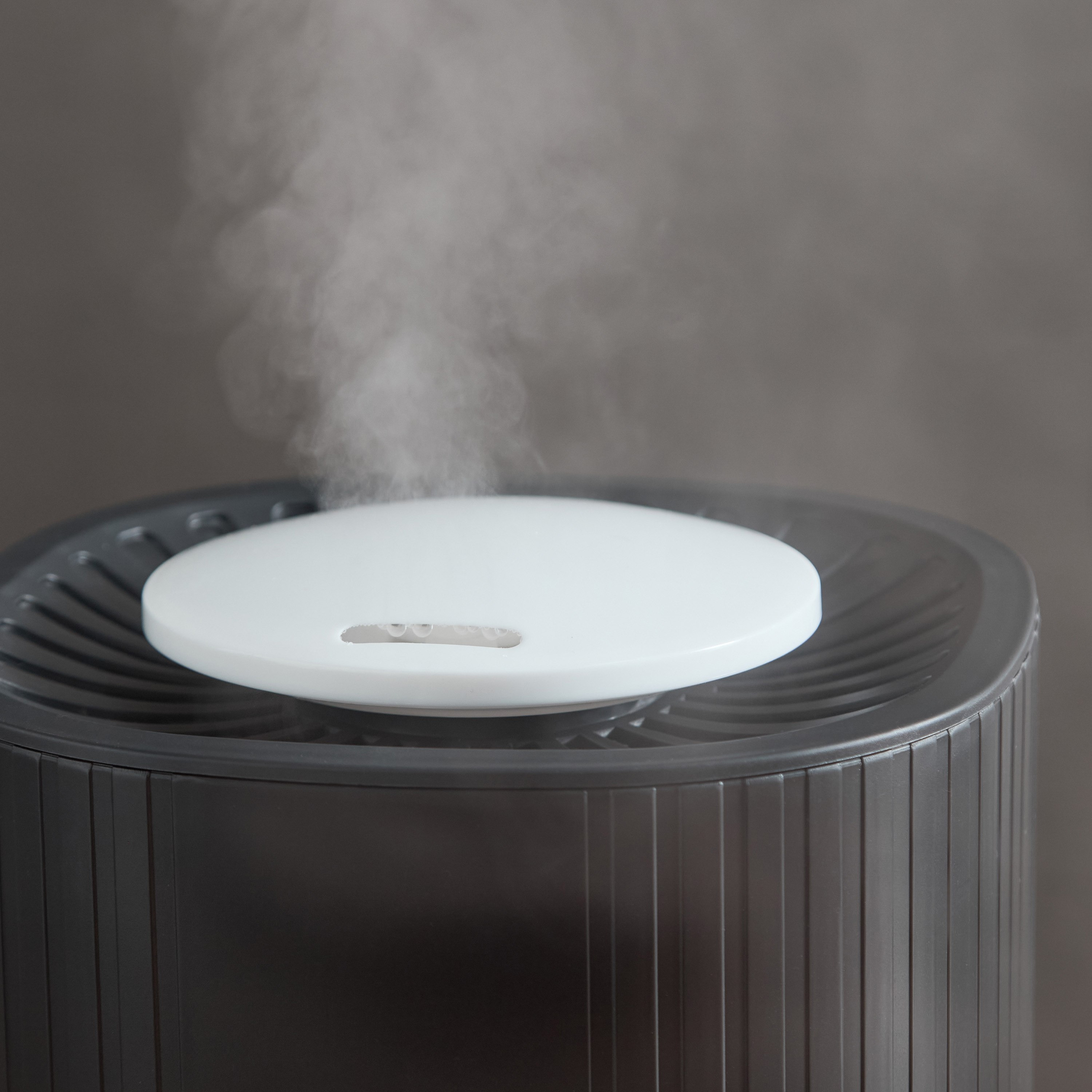 Nova Humidifier with 7-Colour LED Light - 2.5 L-hbxlivingroom-decorandaccessories-homefragrance-revitalizersandhumidifiers-image-3