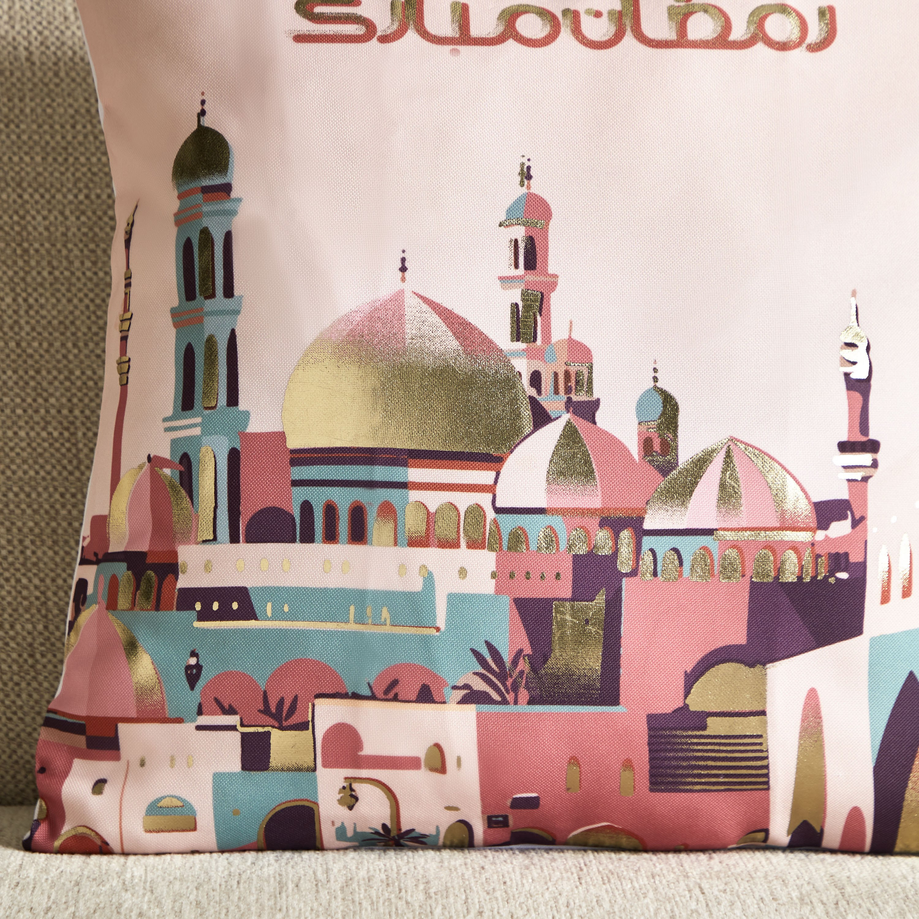 غطاء وسادة بطبعات رقمية أوربيا من سيلكي شين - 45x45 سم-PROMO_HB_AE_B2G2_011025-image-2