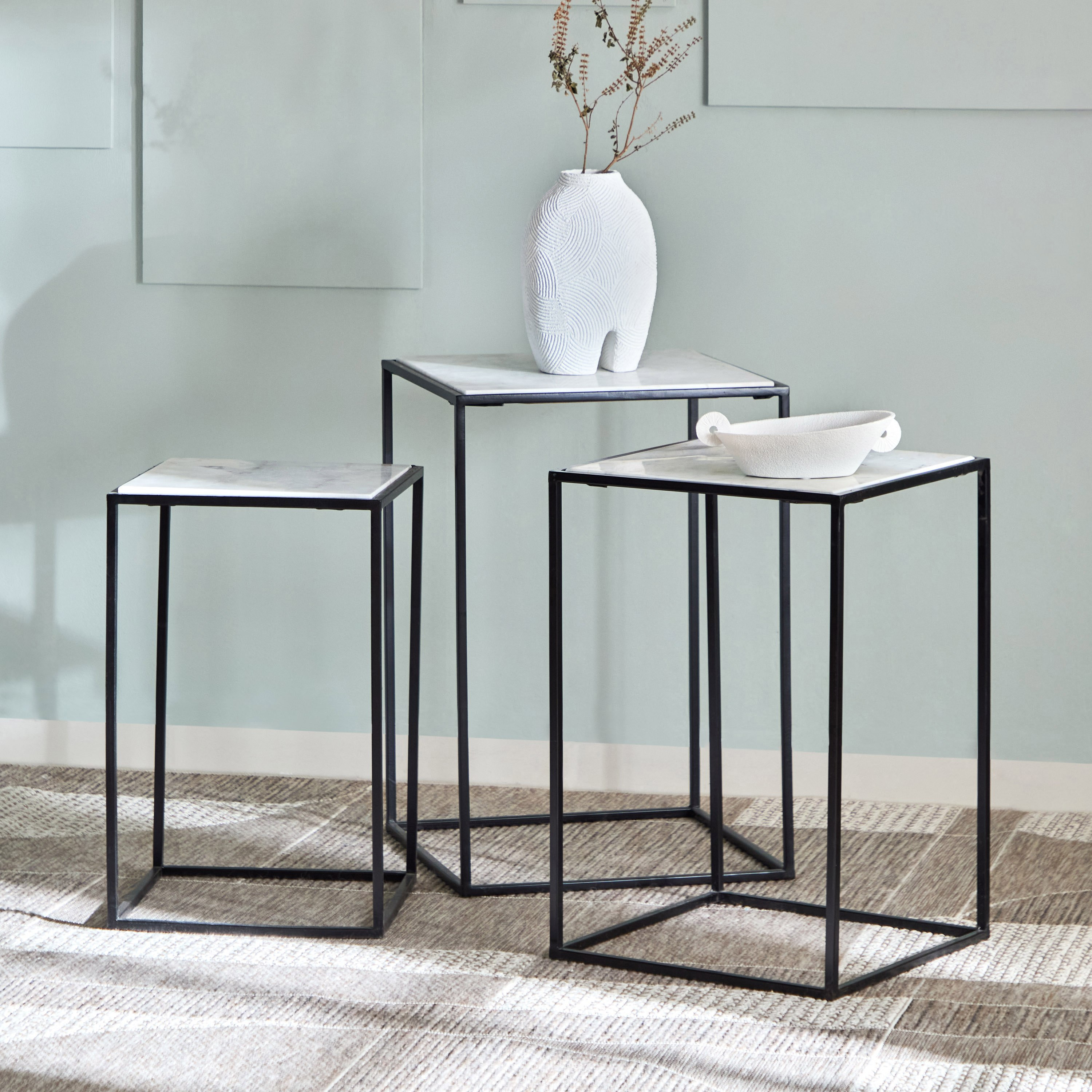 طقم طاولات متداخلة مربعة من 3 قطع بسطح من الرخام الأصلي - ويلو-hbxfurniture-livingroom-nestingtables-image-1