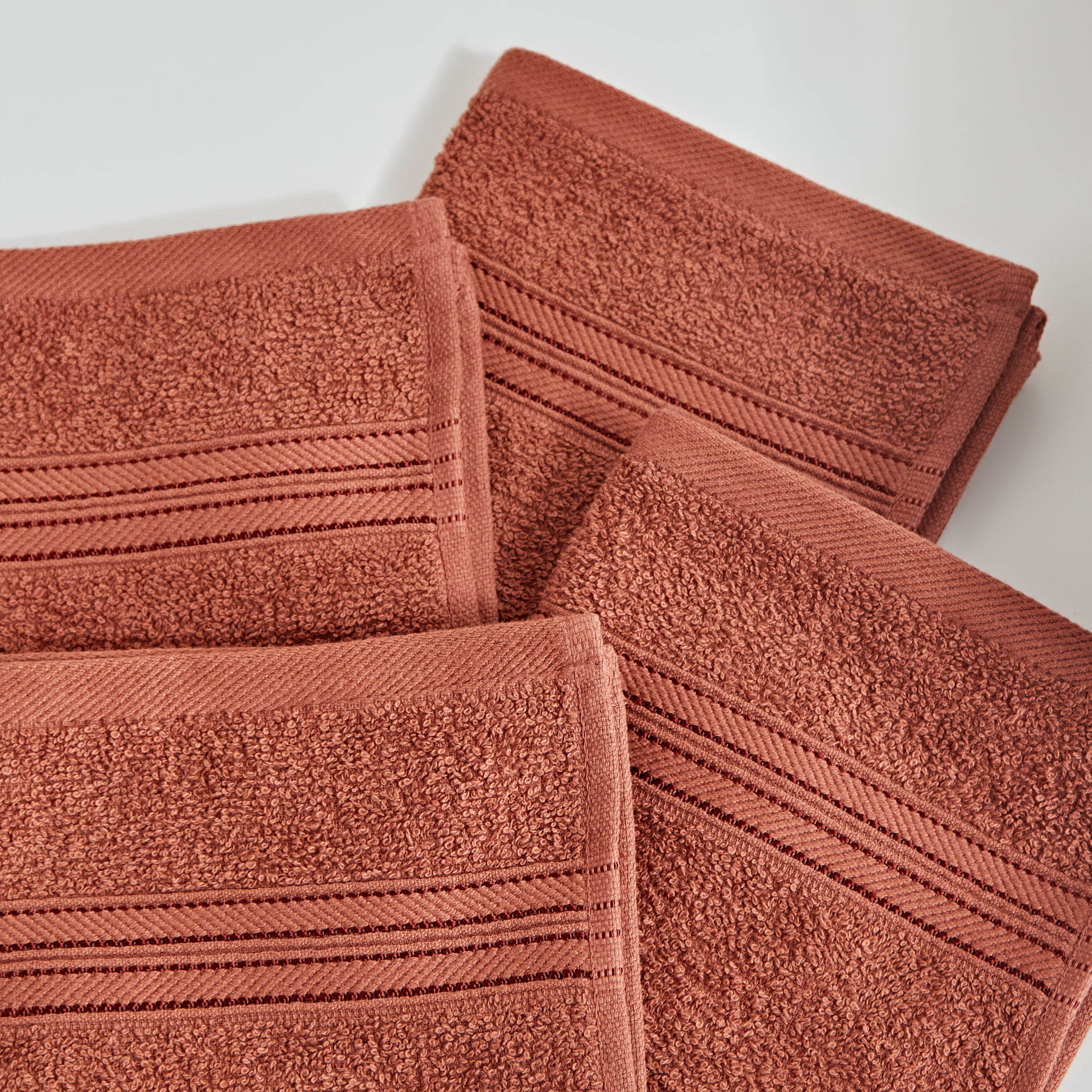 طقم مناشف وجه ممشطة 4 قطع من إسنشيال- 30x30 سم-hbxbathroom-bathroomtextiles-image-3