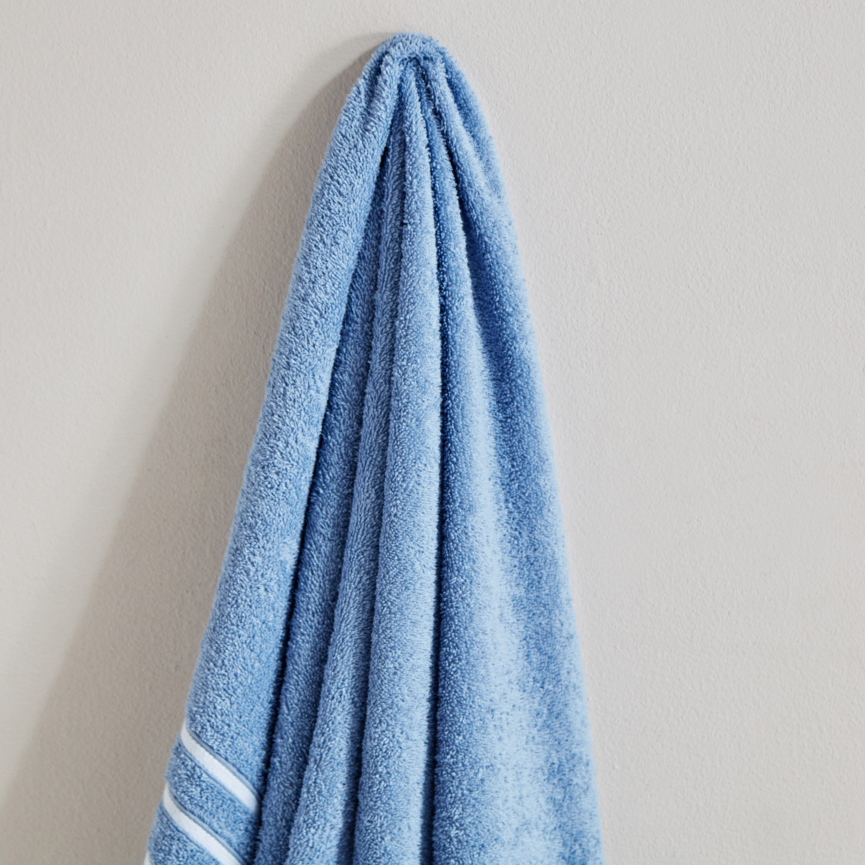 منشفة حمام ممشطة للأطفال من سنوبي - 65x130 سم-hbxhomeware-hbxkidsandyouth-image-2