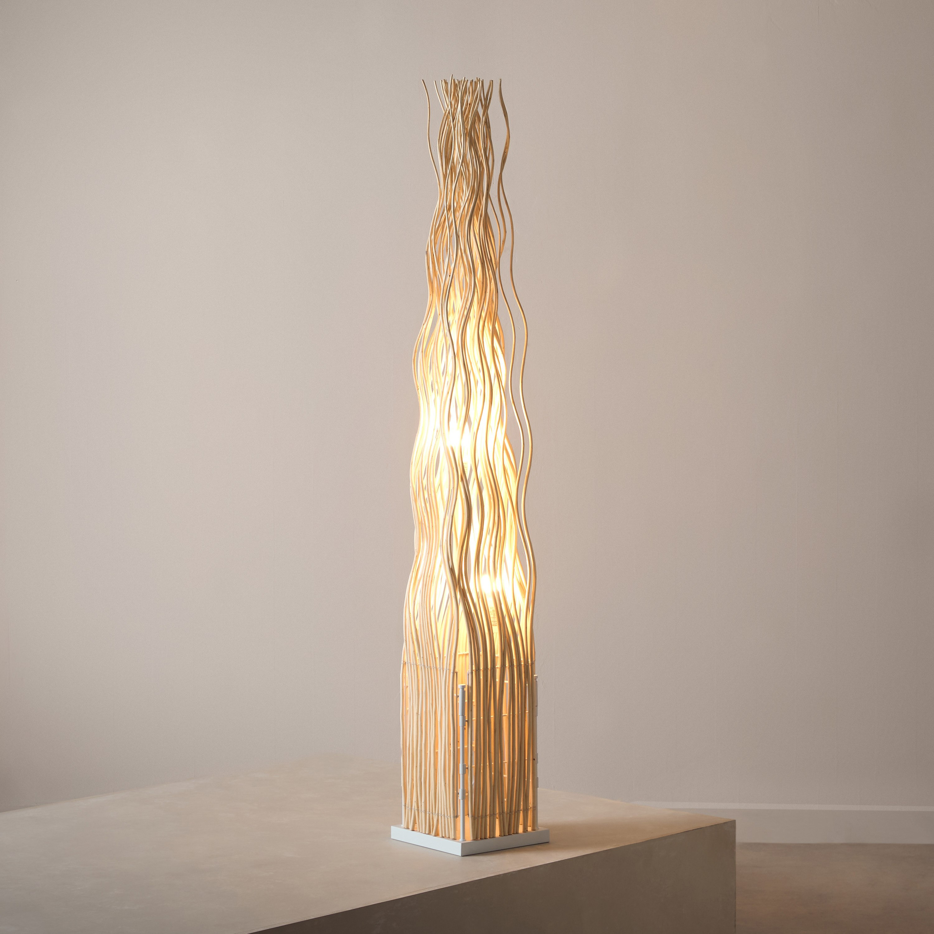 مصباح أرضية خوص من ناتشورال - 36.5x32x156 سم-hbxhomeware-hbxlivingroom-image-2