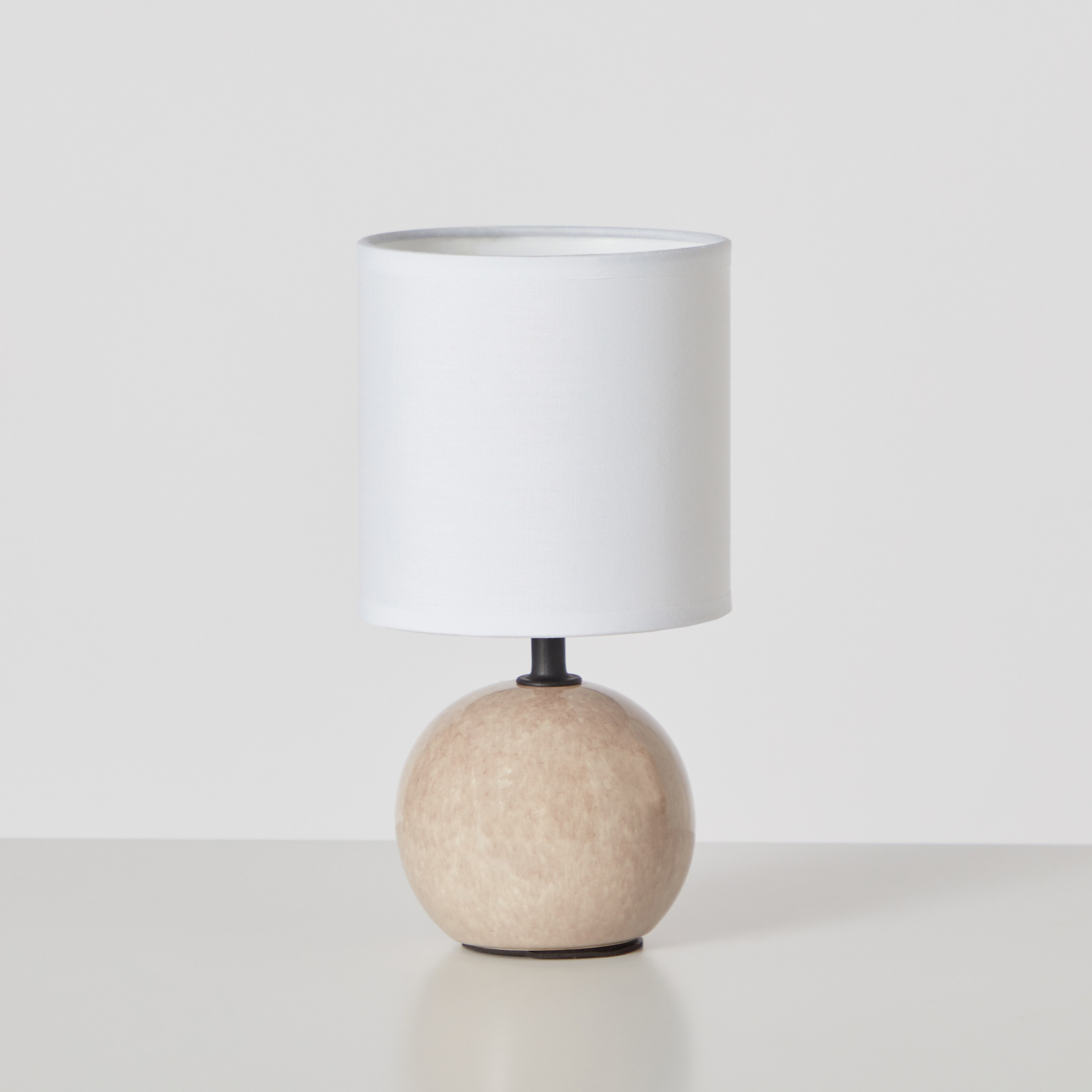 مصباح طاولة سيراميك من كاسبيان - 13x13x24 سم-hbxlivingroom-lighting-tablelamps-image-6