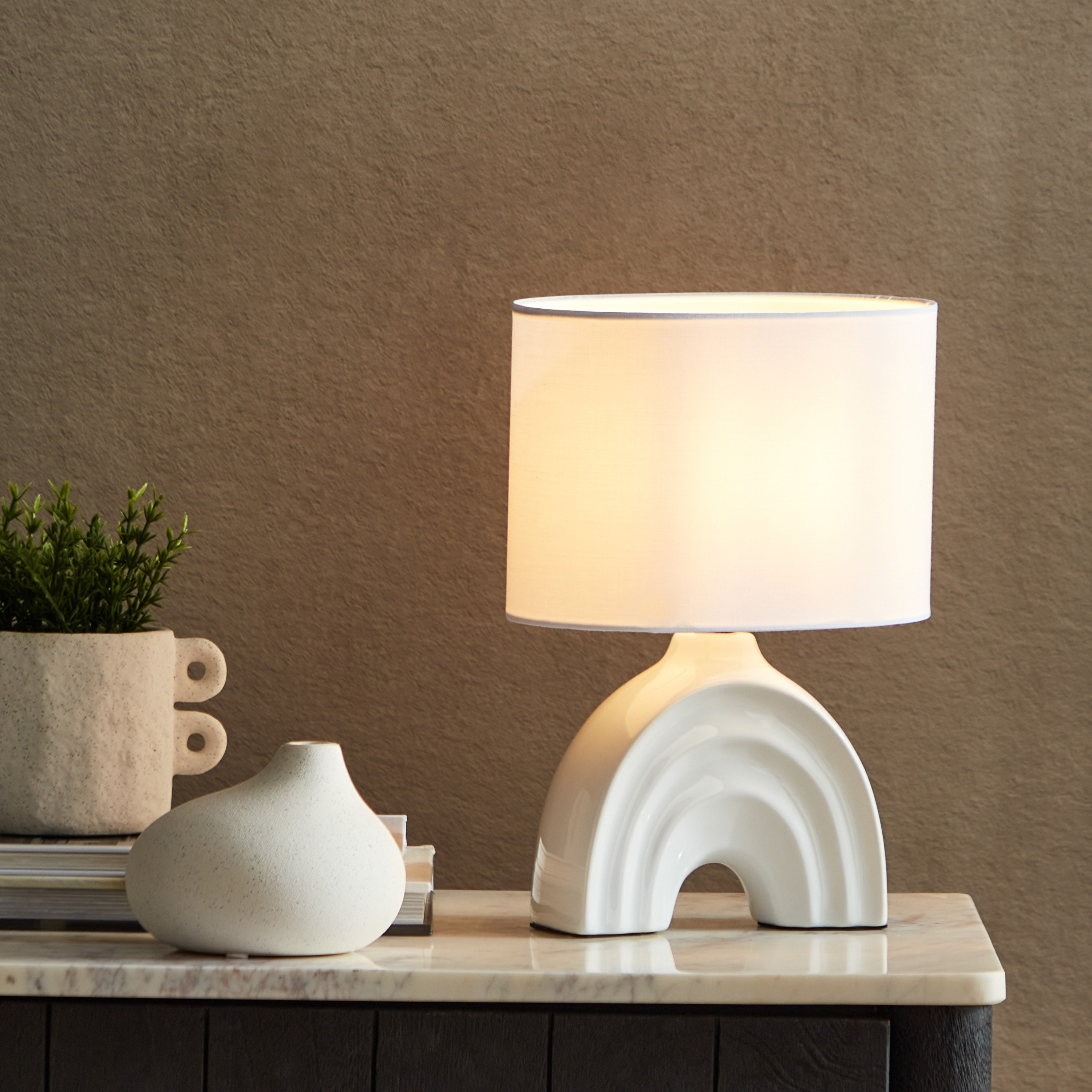 مصباح طاولة سيراميك من كاسبيان - 21.5x21.5x30 سم-hbxlivingroom-lighting-tablelamps-image-2
