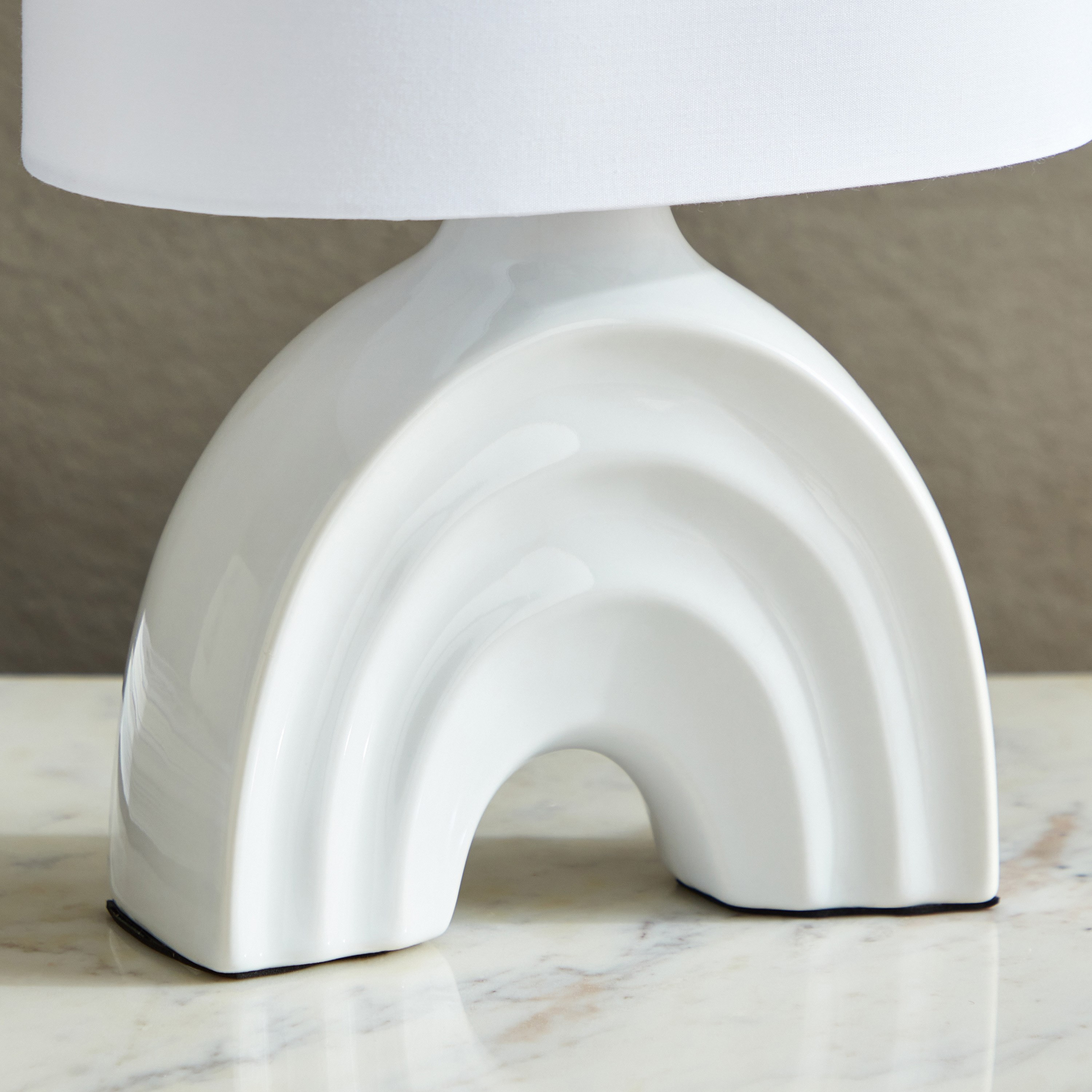 مصباح طاولة سيراميك من كاسبيان - 21.5x21.5x30 سم-hbxlivingroom-lighting-tablelamps-image-4