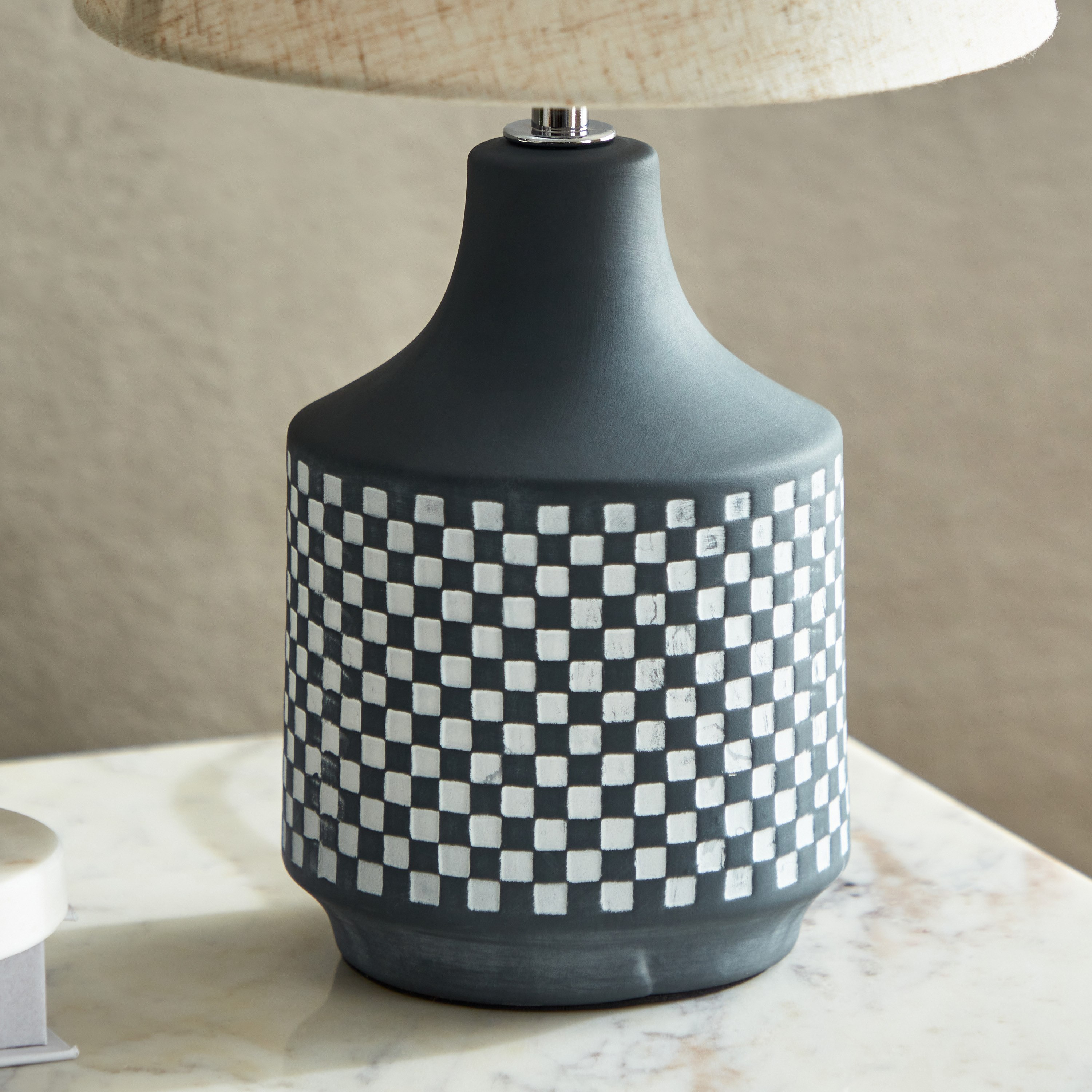 مصباح طاولة سيراميك من كاسبيان - 20x20x34 سم-hbxlivingroom-lighting-tablelamps-image-4