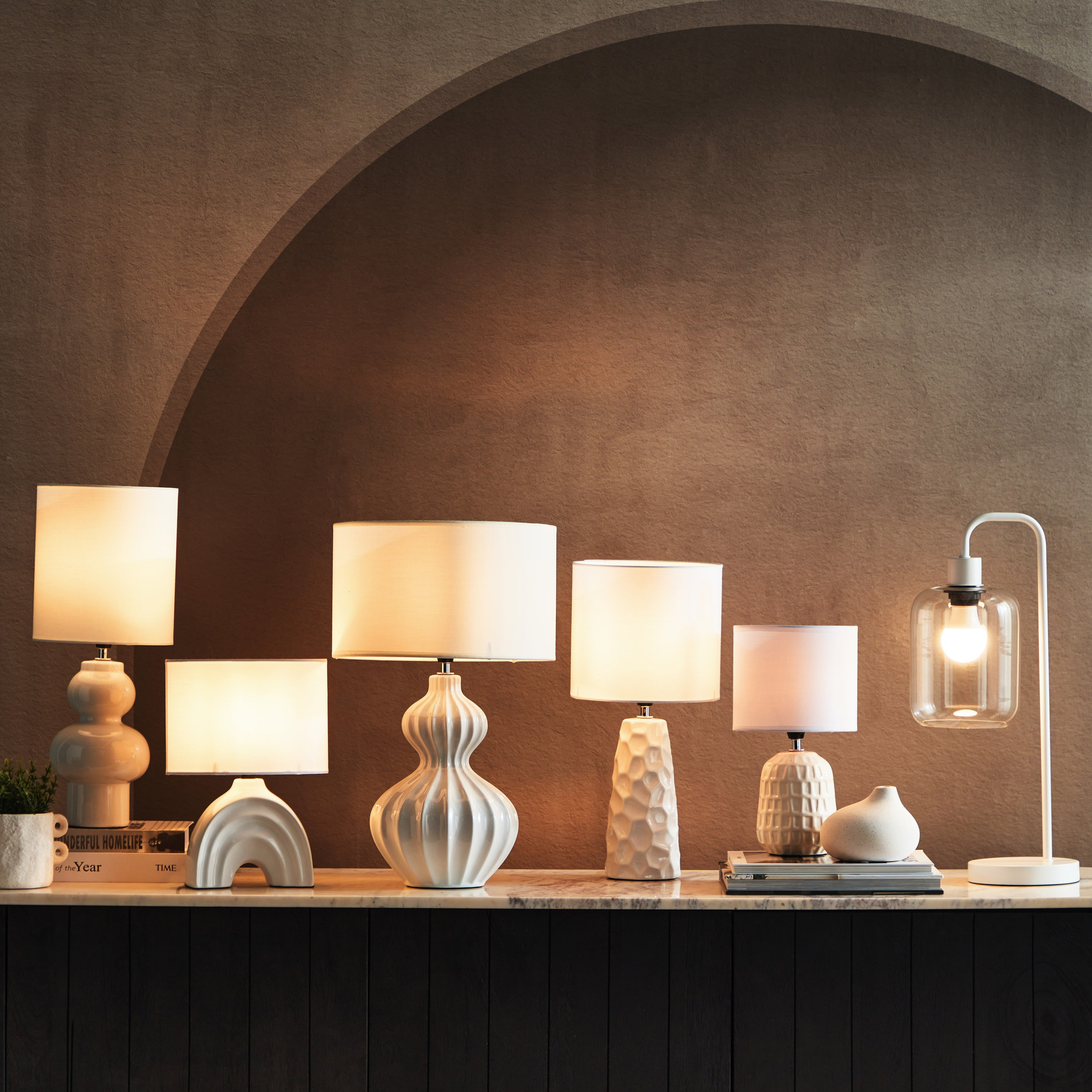 مصباح طاولة معدن وزجاج من كاسبيان - 22x15x50 سم-hbxlivingroom-lighting-tablelamps-image-5