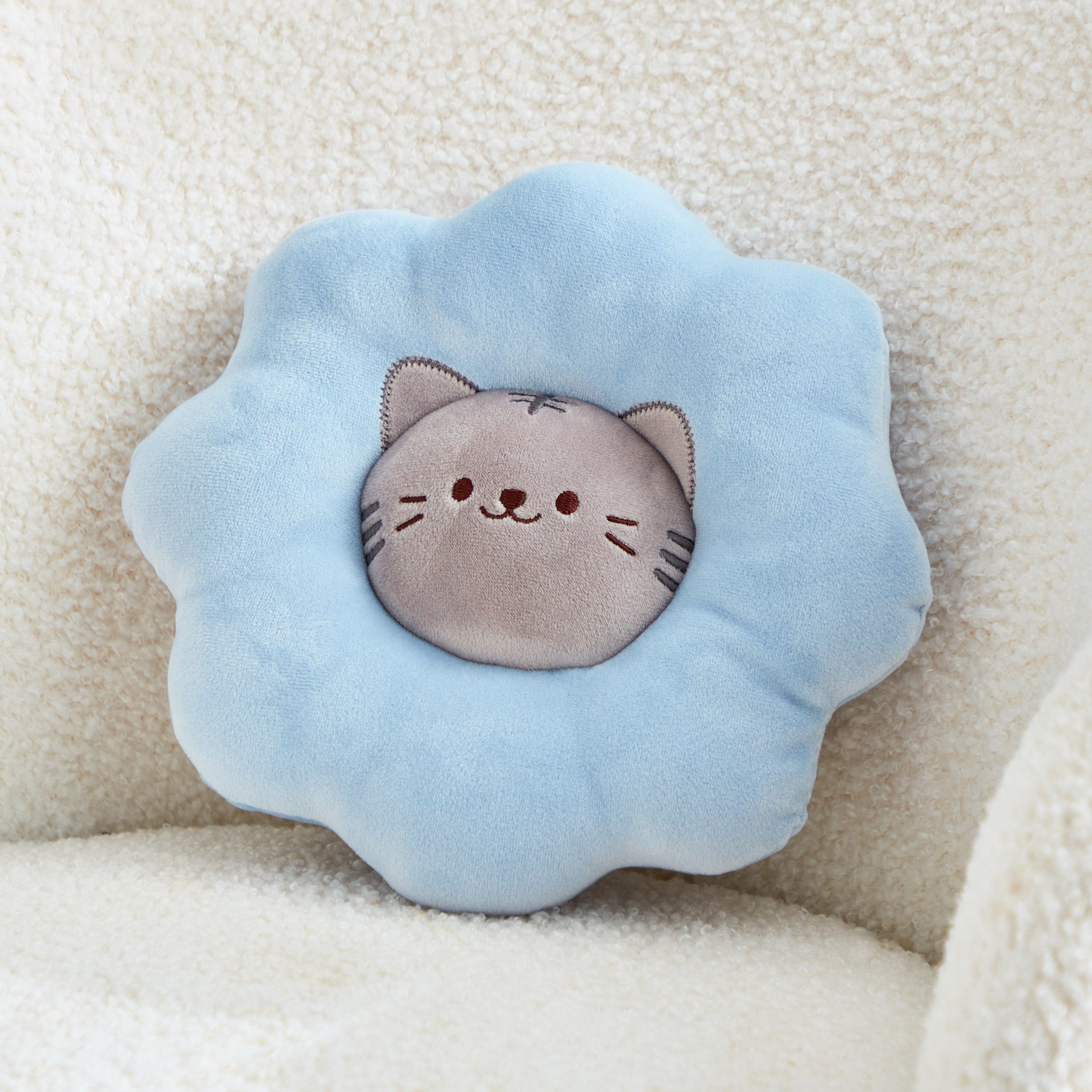 وسادة على شكل زهرة وقطة من بلاي لاند سينتور - 20x23 سم-hbxhomeware-hbxkidsandyouth-image-2