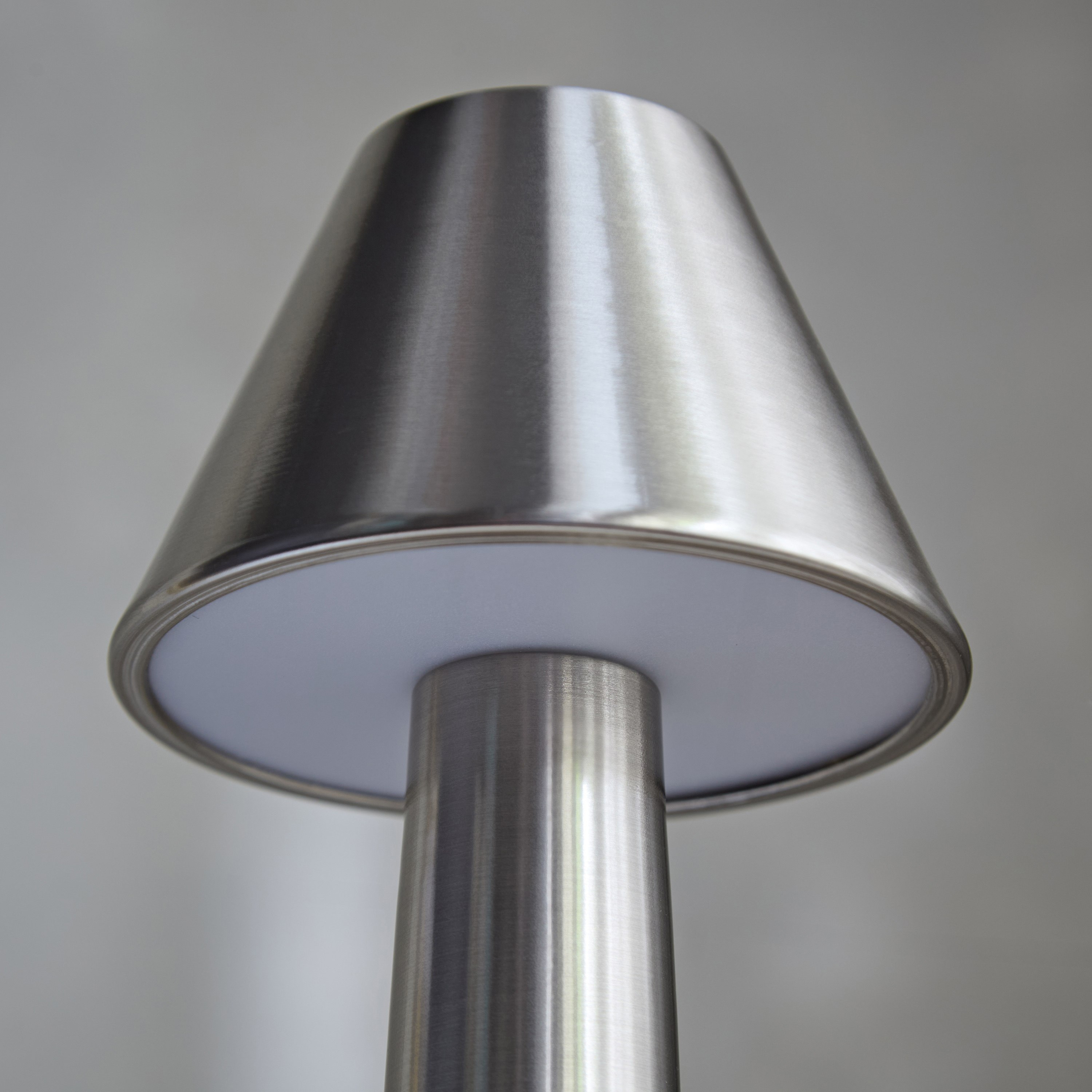 مصباح مكتب إل إي دي معدن باللمس من ماريشا - 9x23 سم-hbxlivingroom-lighting-tablelamps-image-4