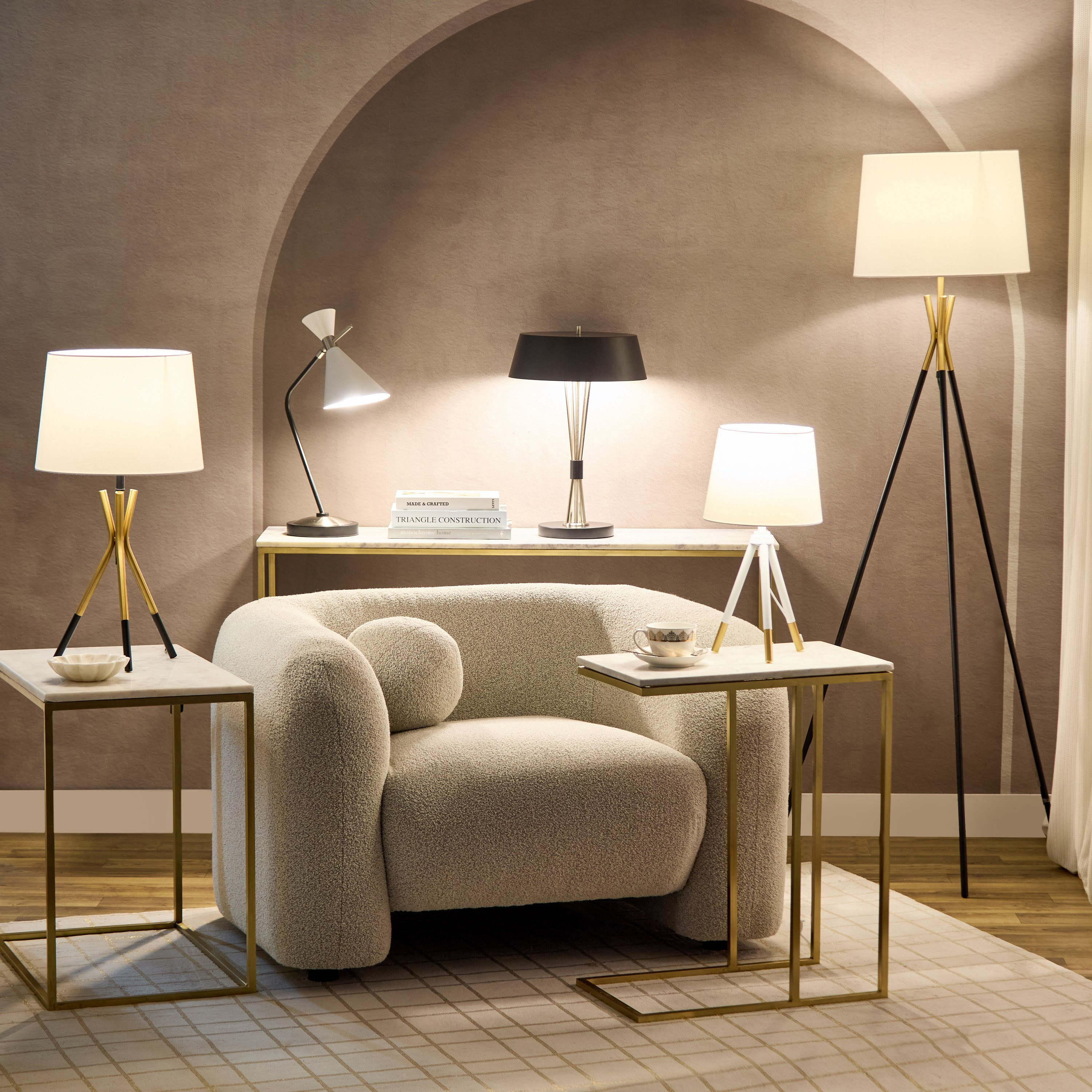 مصباح طاولة معدن ثلاثي القوائم من مارشيا - 33x61 سم-hbxlivingroom-lighting-tablelamps-image-4