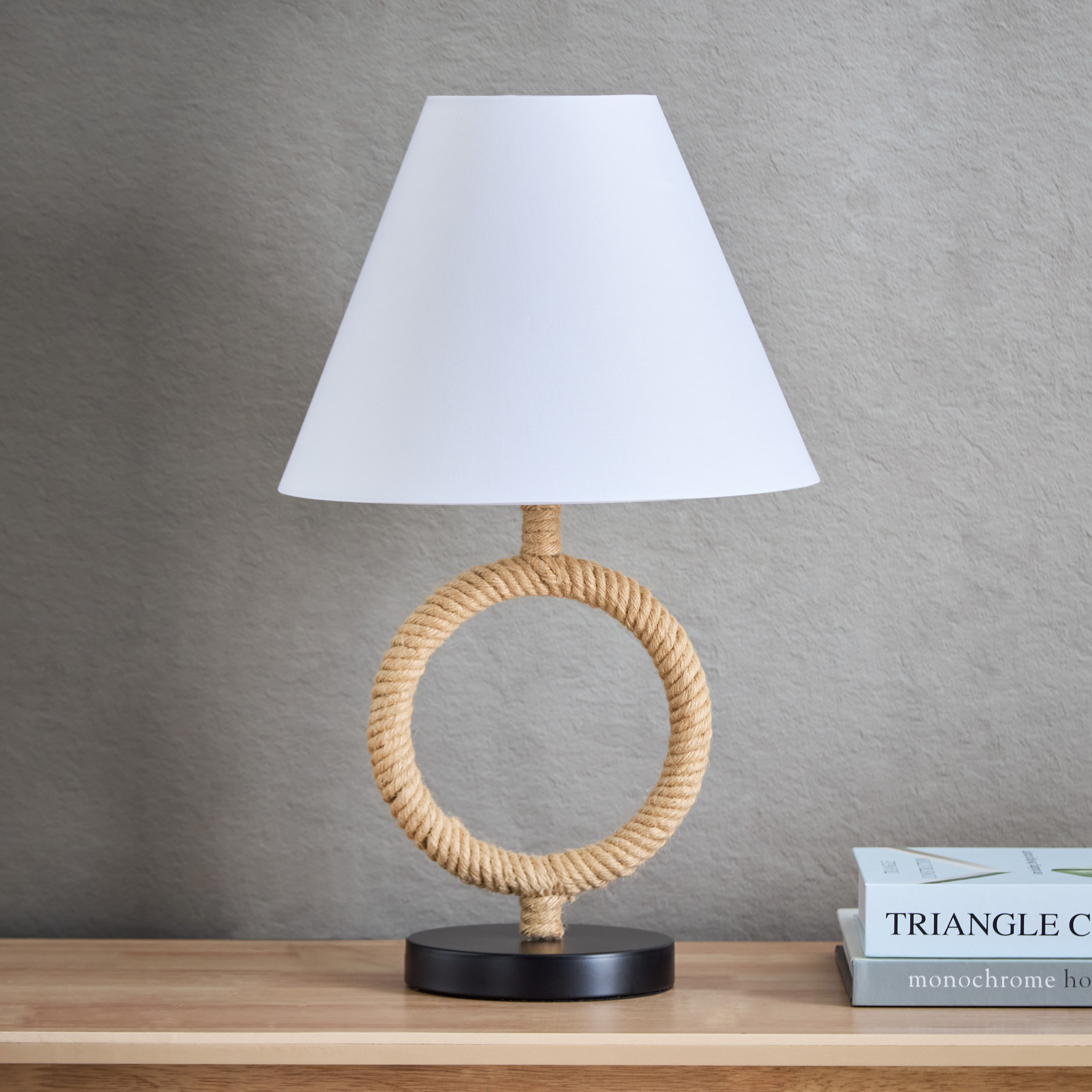 مصباح طاولة من الحبال من ماريشا - 35x35x48 سم-hbxlivingroom-lighting-tablelamps-image-1