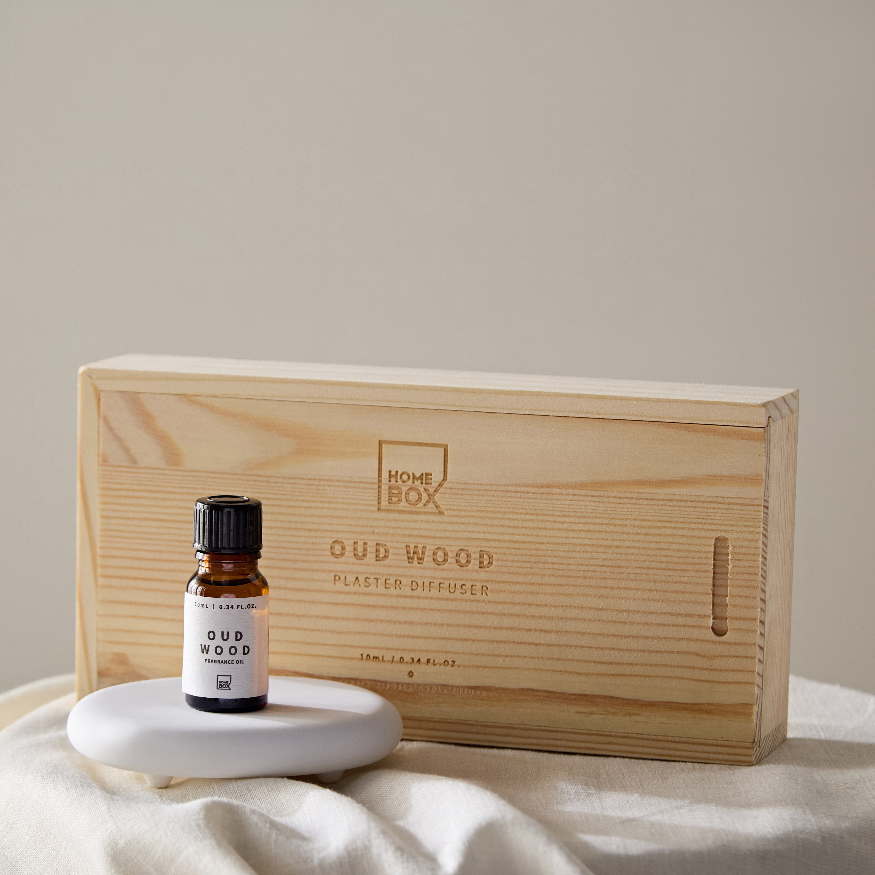 Eden Oud Wood Aroma Oil with Plaster Diffuser in Wooden Box Set-PROMO_HB_KSA_HBX10_190925-image-1