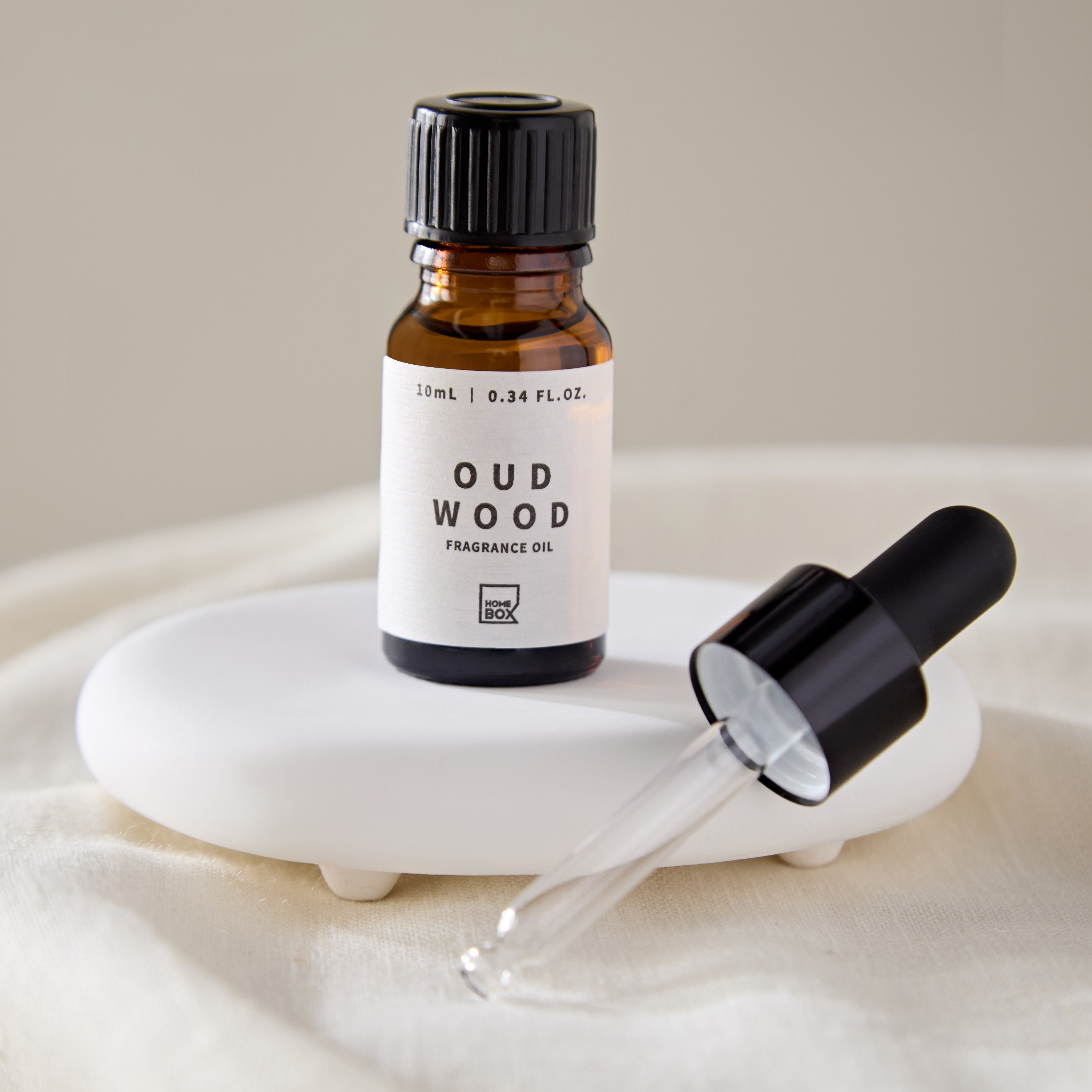 Eden Oud Wood Aroma Oil with Plaster Diffuser in Wooden Box Set-PROMO_HB_KSA_HBX10_190925-image-2