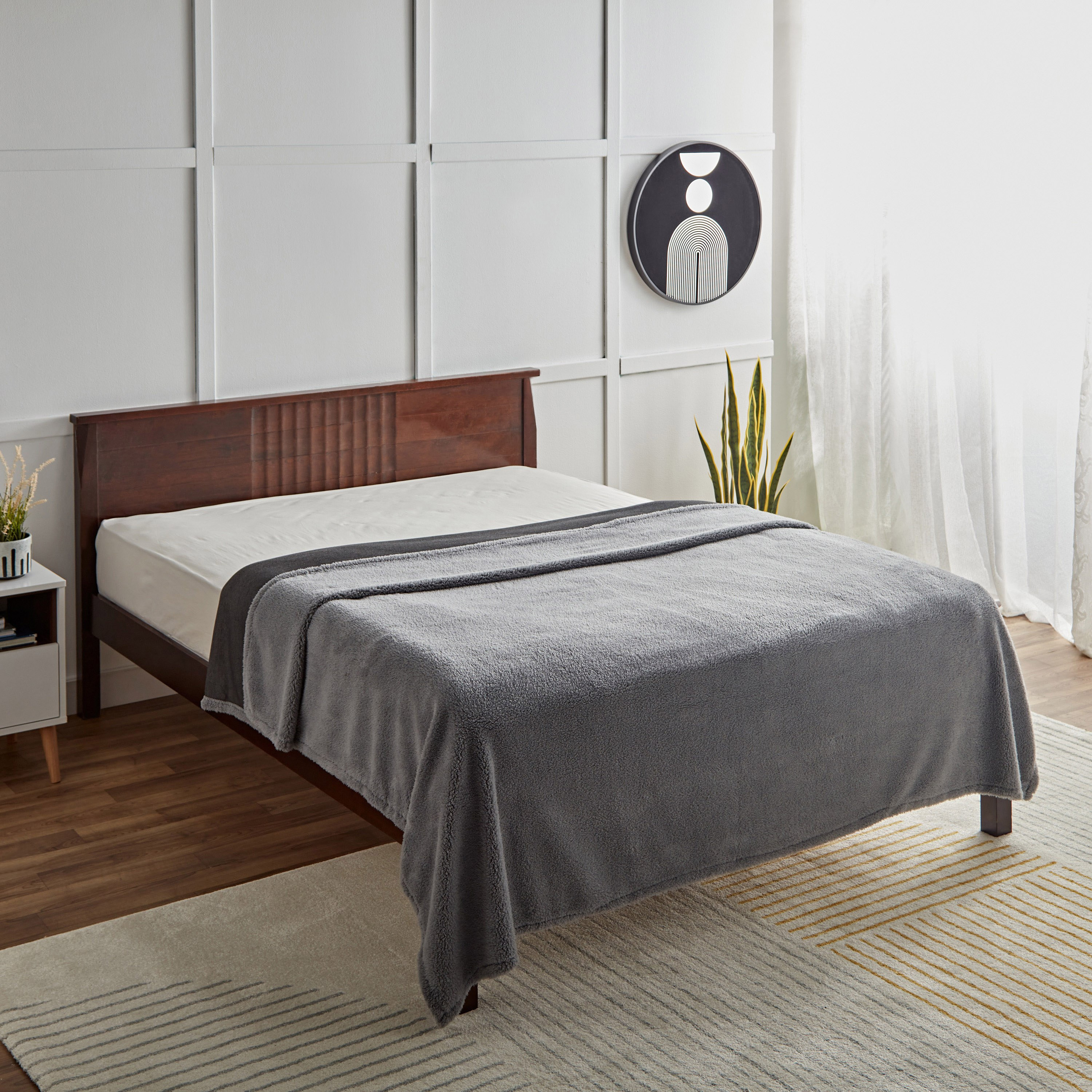 بطانية كوين جيرسي مزدوجة الطبقات من كويلو - 200x220 سم-hbxhomeware-hbxbedroom-image-1