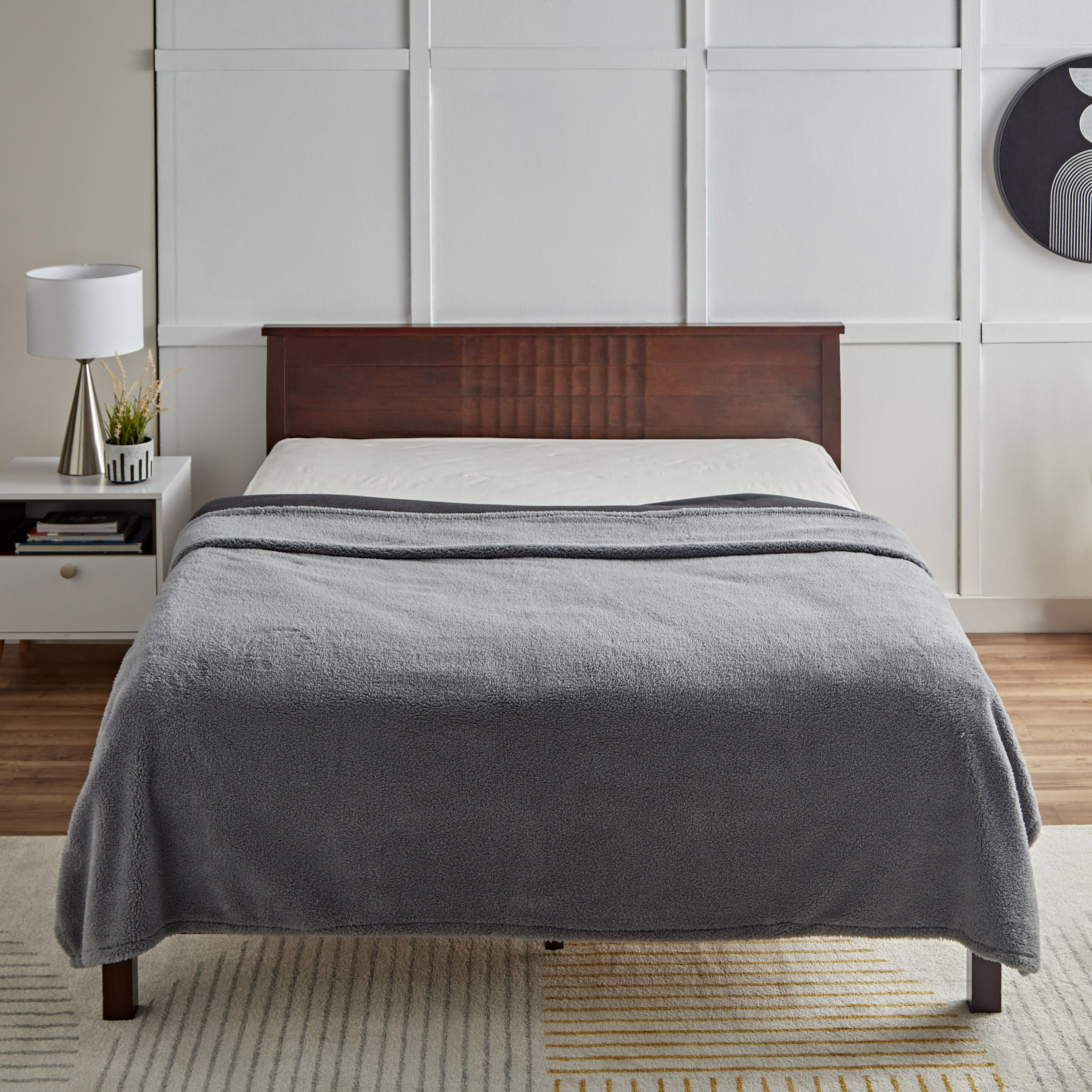 بطانية كوين جيرسي مزدوجة الطبقات من كويلو - 200x220 سم-hbxhomeware-hbxbedroom-image-2