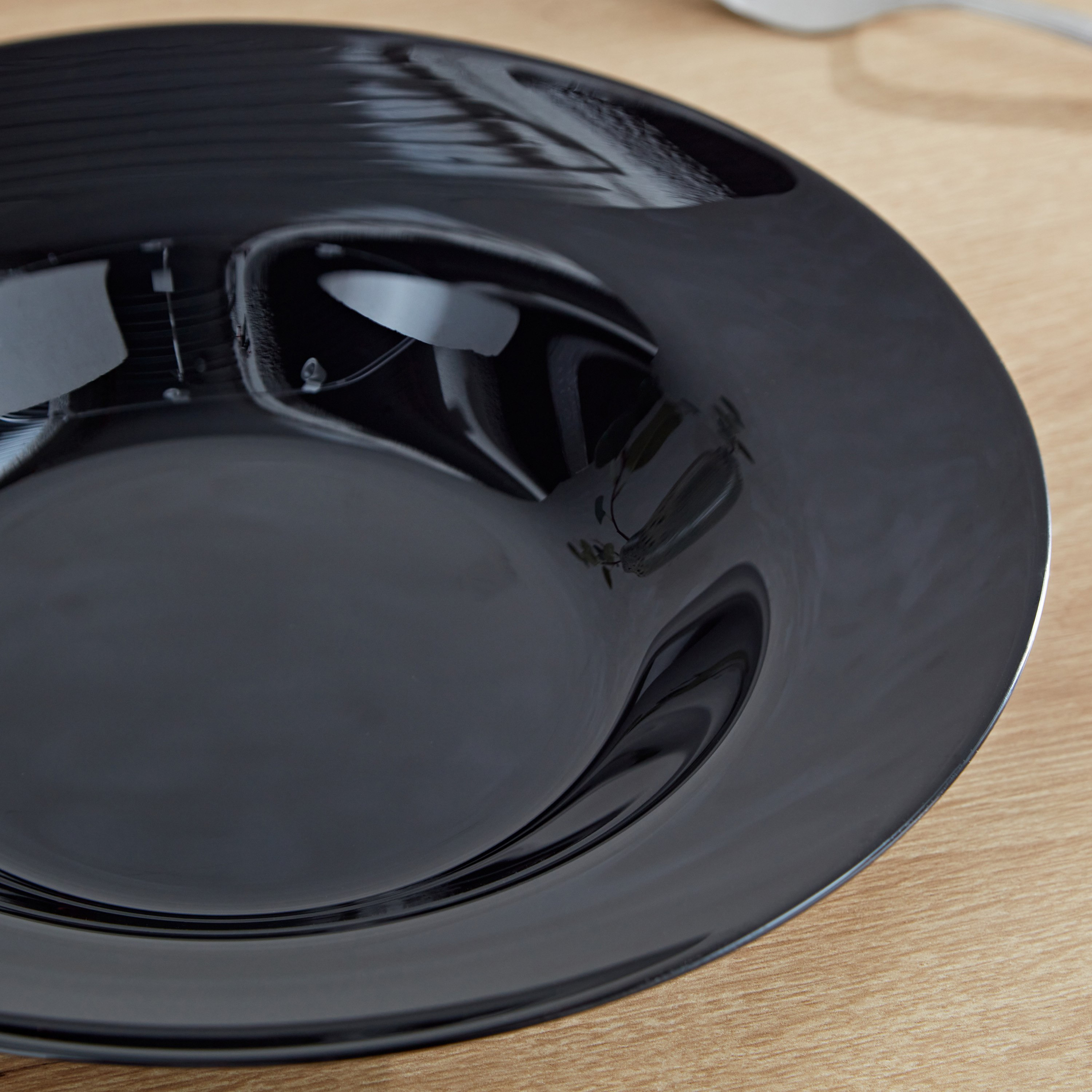 صحن معكرونة فريندز تايم من لومينارك - 28.5 سم-hbxdecorandfurnishings-tabletop-crockery-image-3