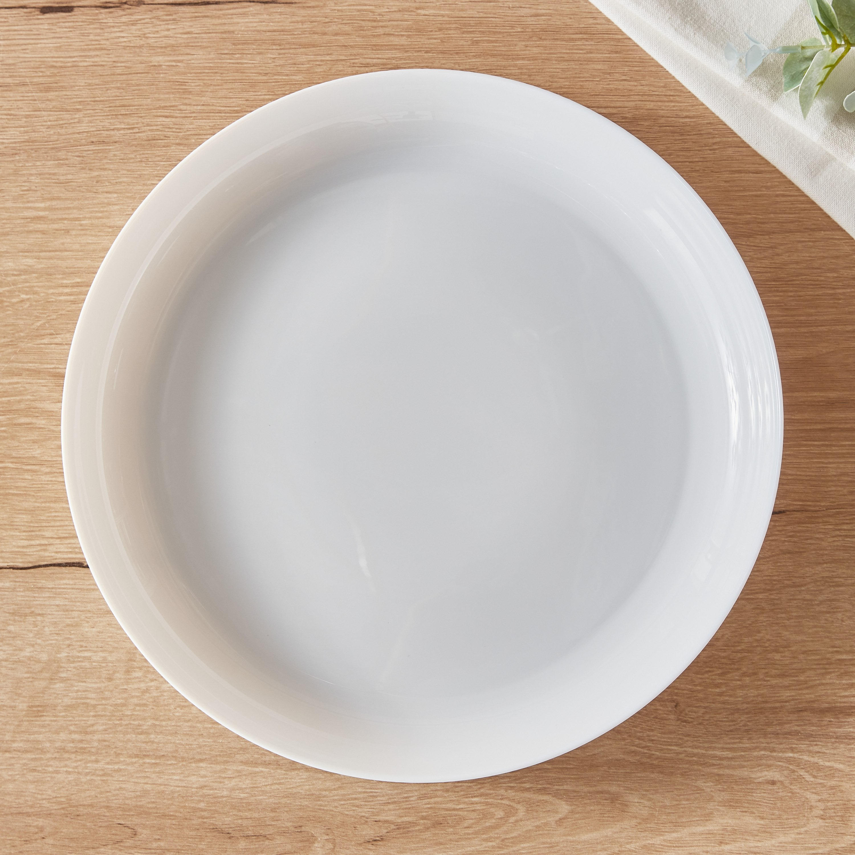 Luminarc Friend's Time Serving Plate - 29 cm-hbxdecorandfurnishings-tabletop-serveware-image-2