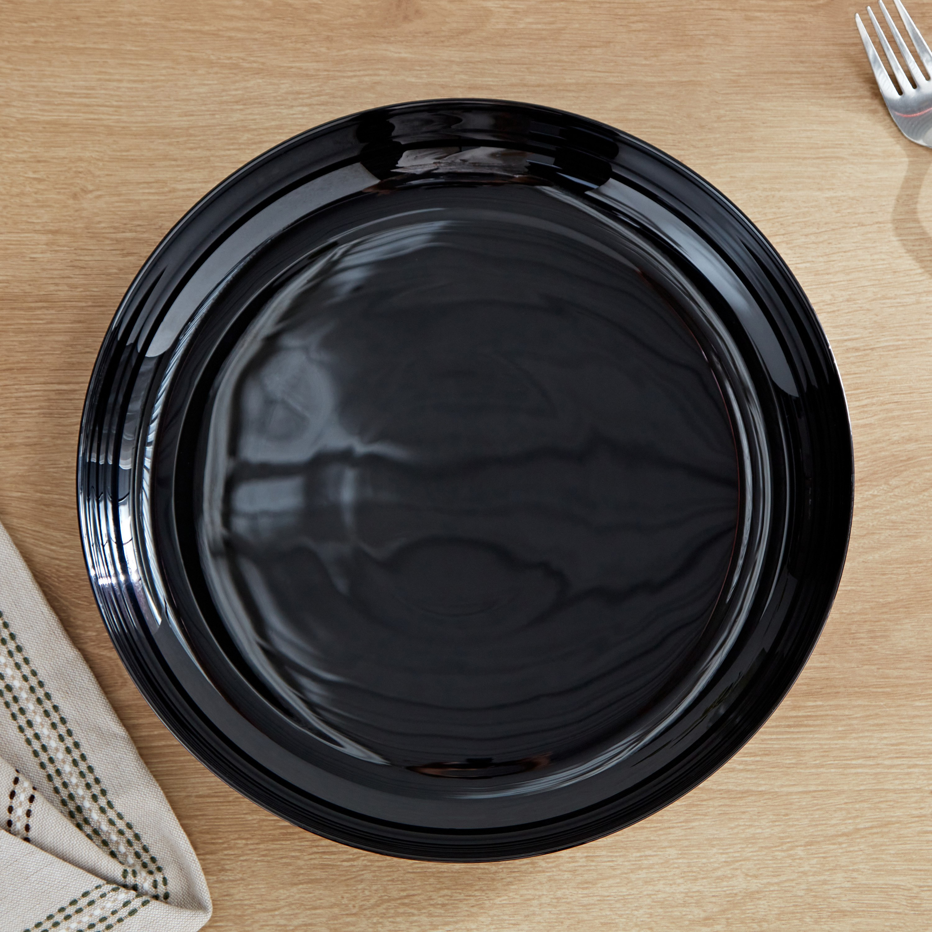 صحن تقديم فريندز تايم من لومينارك - 30 سم-hbxdecorandfurnishings-tabletop-serveware-image-2