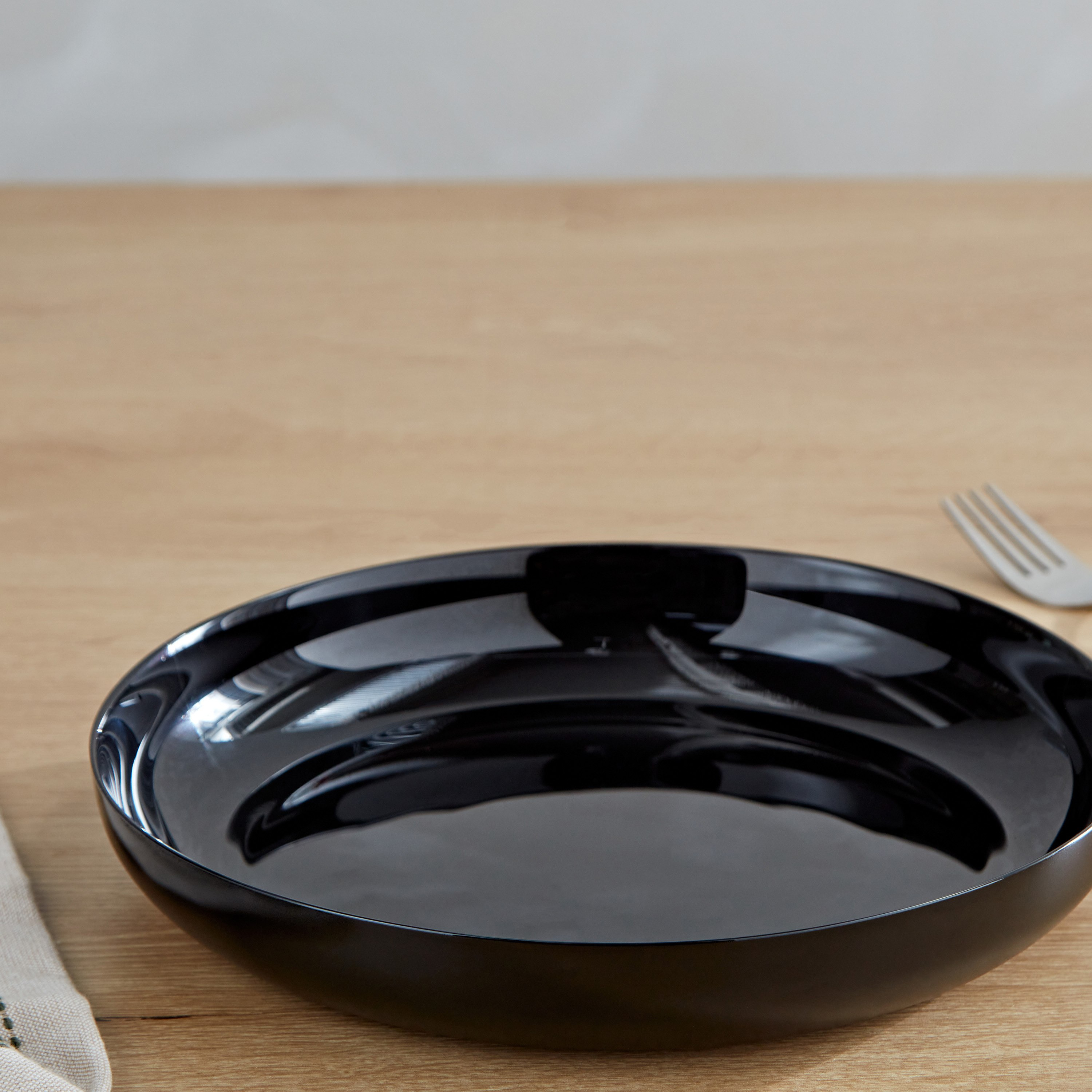 Luminarc Friend's Time Serving Platter - 25 cm-hbxdecorandfurnishings-tabletop-crockery-image-1