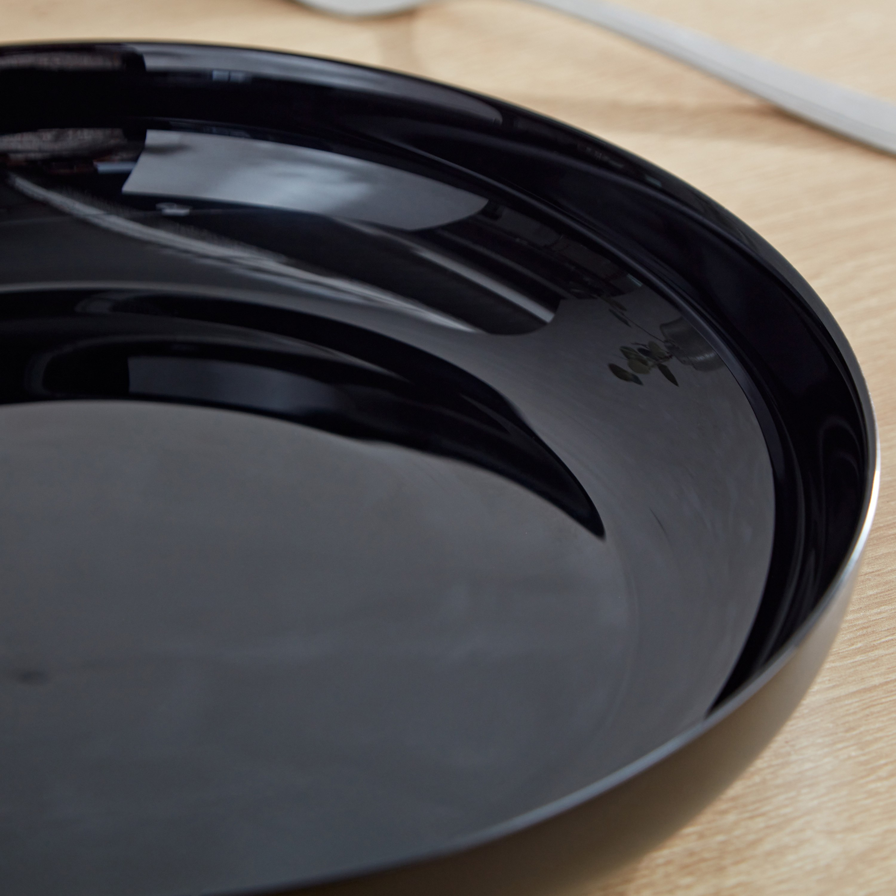 Luminarc Friend's Time Serving Platter - 25 cm-hbxdecorandfurnishings-tabletop-crockery-image-3