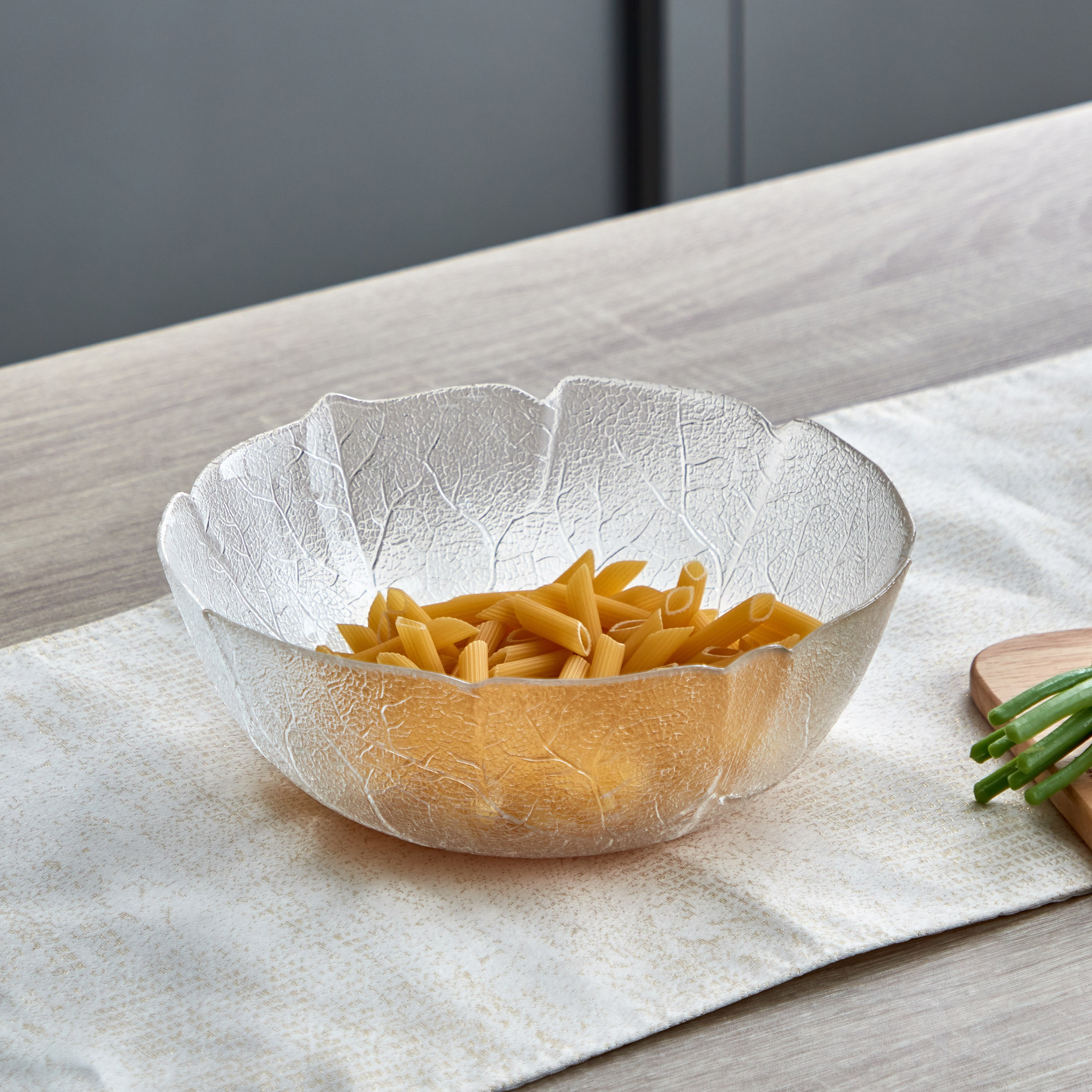 Luminarc Temp Aspen Bowl - 23 cm-hbxdecorandfurnishings-tabletop-crockery-image-1