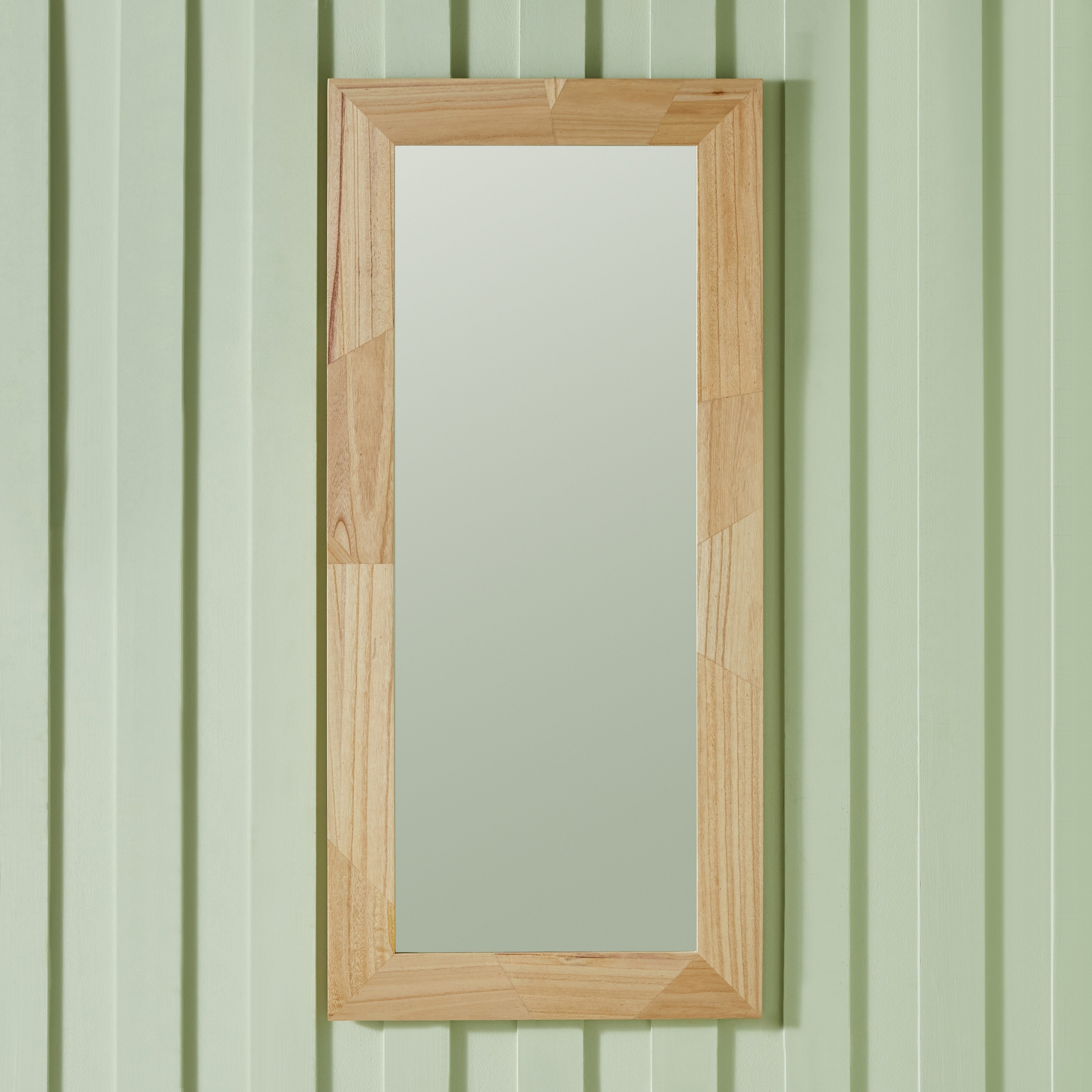 مرآة أرضية بإطار خشبي من سانا - 65x140 سم-hbxhomeware-hbxdecorandfurnishings-image-2