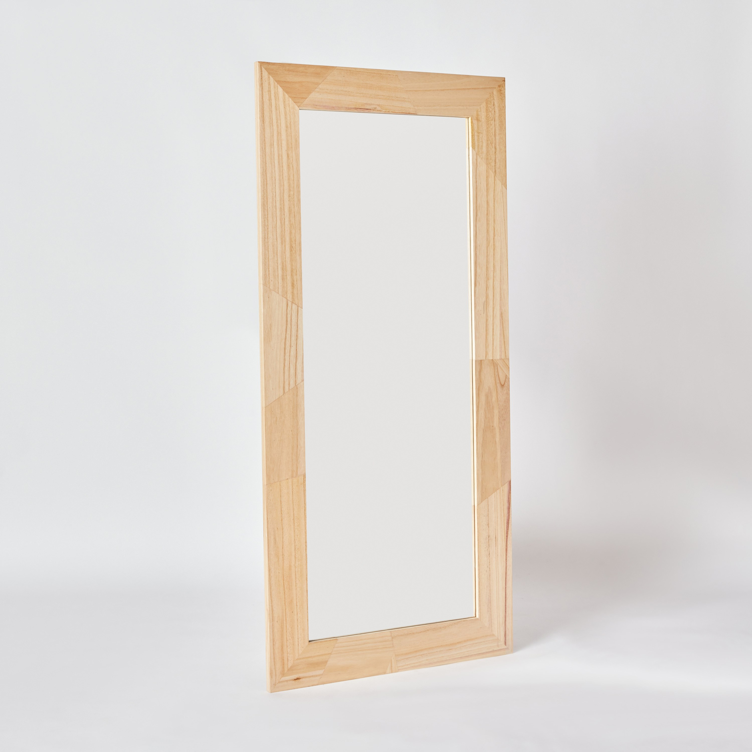 مرآة أرضية بإطار خشبي من سانا - 65x140 سم-hbxhomeware-hbxdecorandfurnishings-image-6