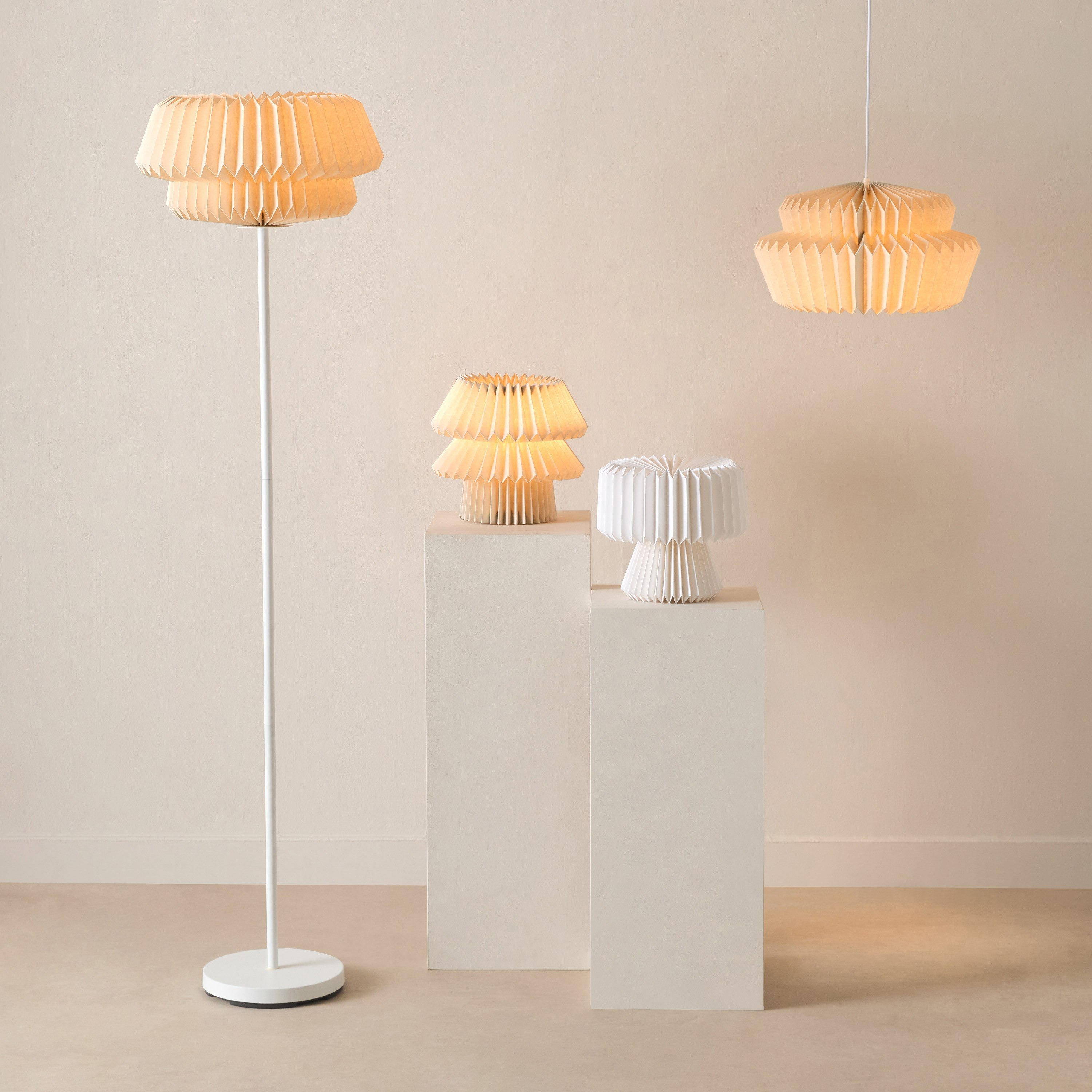 مصباح طاولة إي 27 بغطاء ورقي من تاشا- 30.5 × 31 سم-hbxbedroom-lighting-tablelamps-image-4