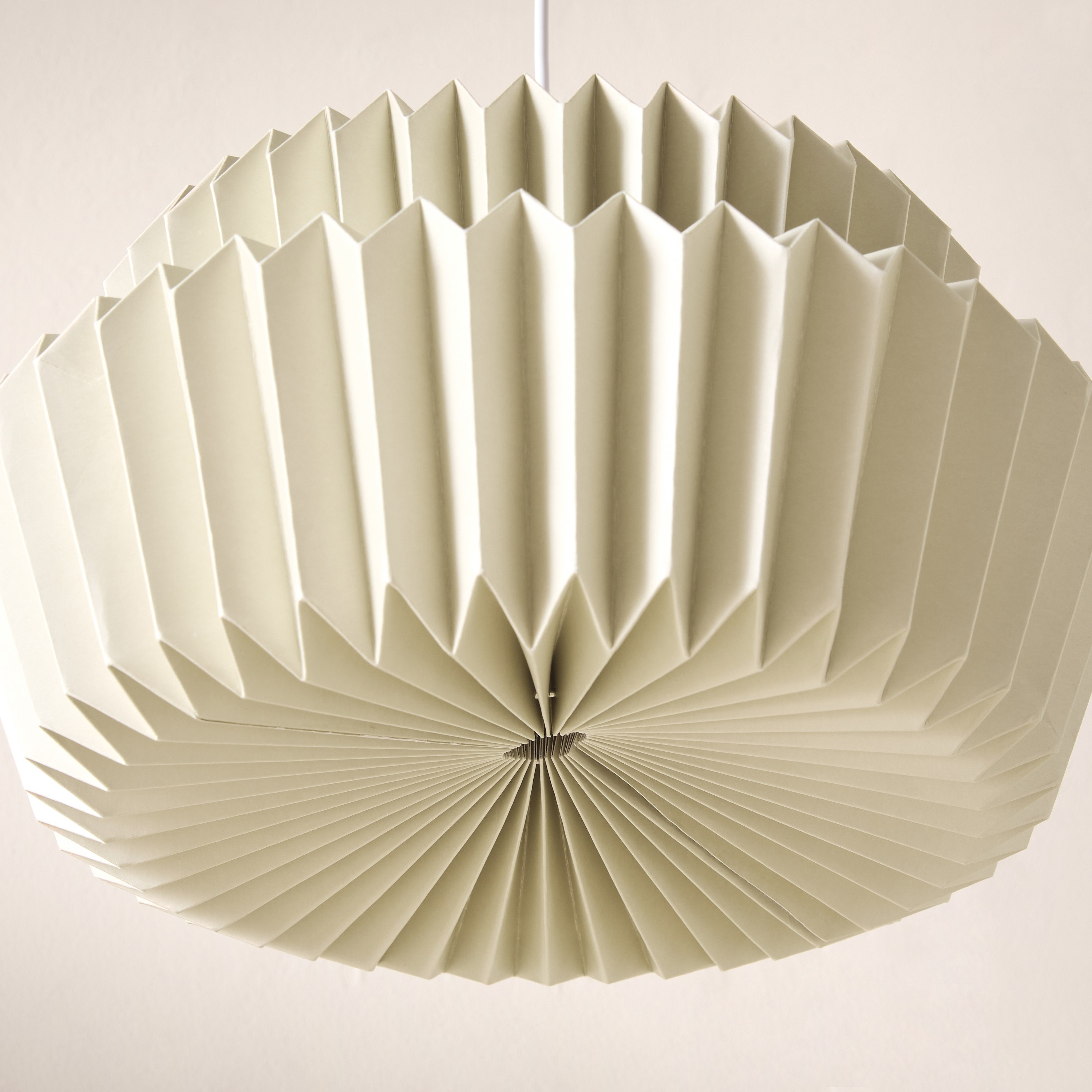 مصباح متدلي بمظلة وغطاء ورق من تاشا - 40x22x150 سم-hbxhomeware-hbxlivingroom-image-3