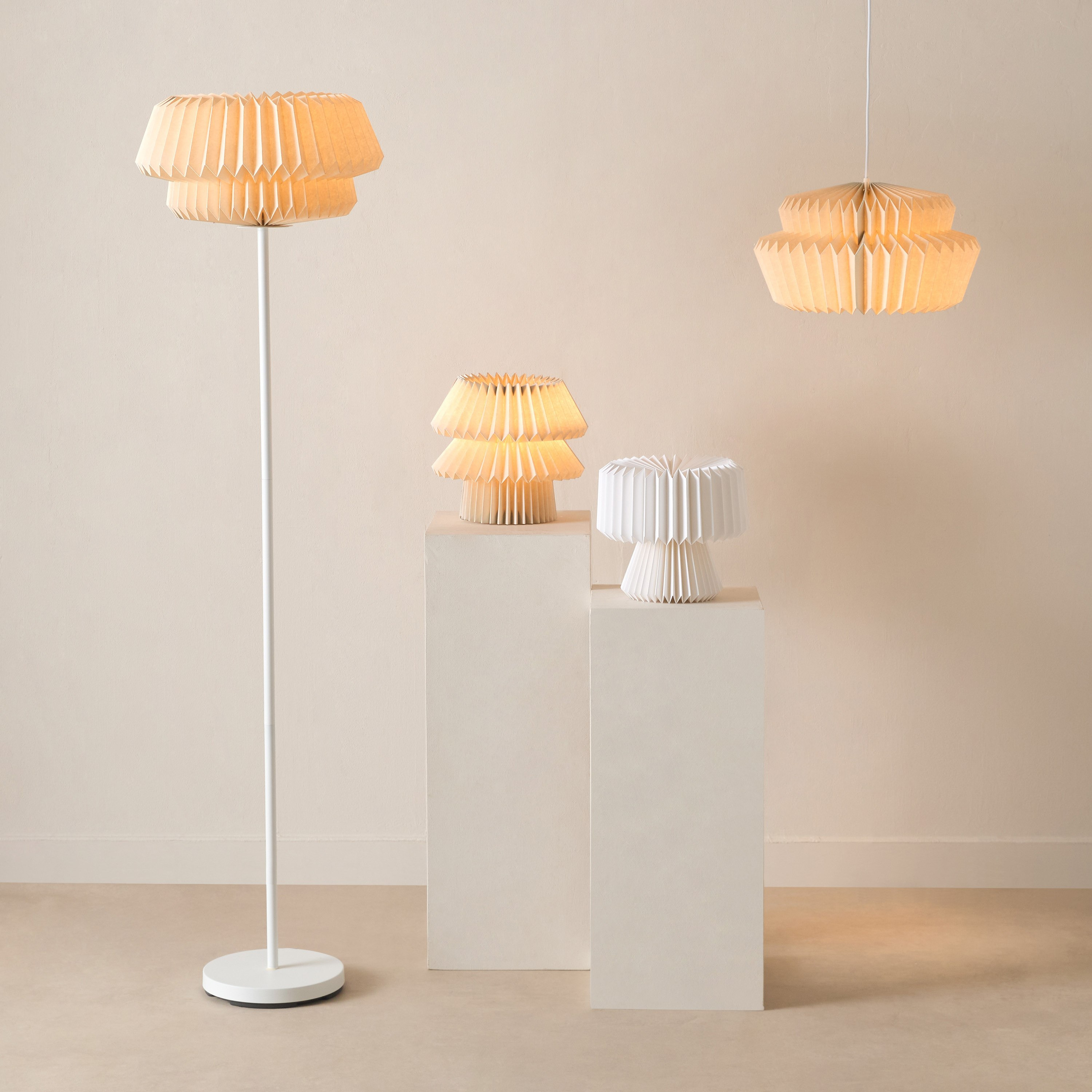مصباح أرضية معدن بغطاء ورق من تاشا - 40x160 سم-hbxhomeware-hbxlivingroom-image-4