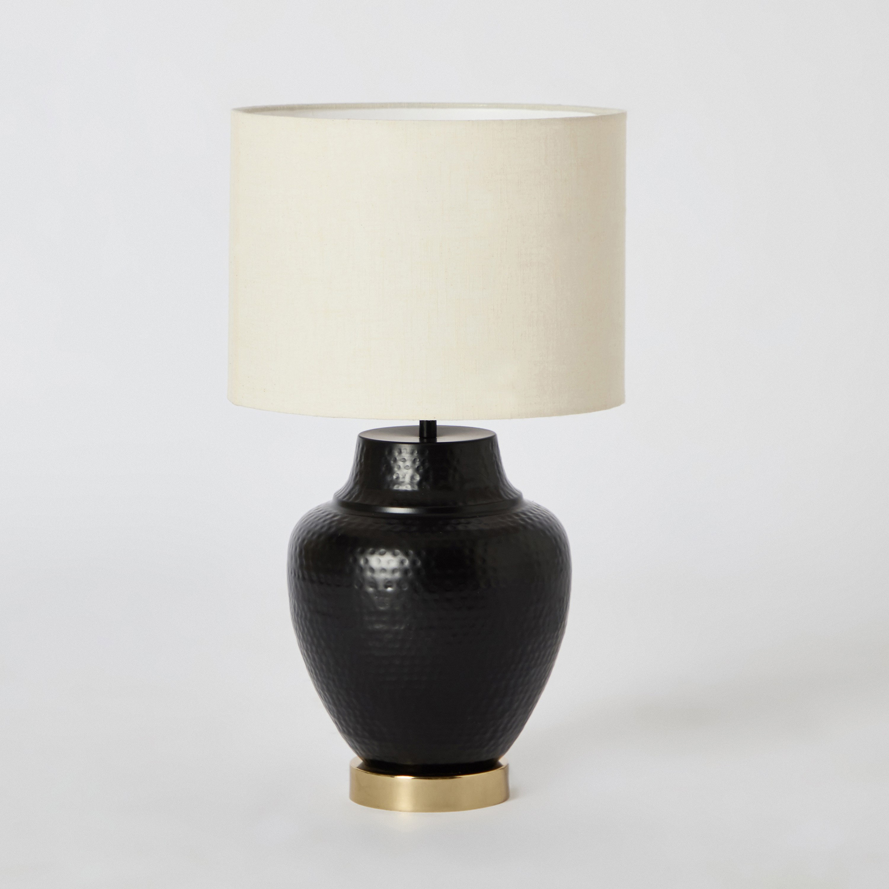 مصباح طاولة بقاعدة معدنية وغطاء من كينجستون - 53 سم-hbxbedroom-lighting-tablelamps-image-6