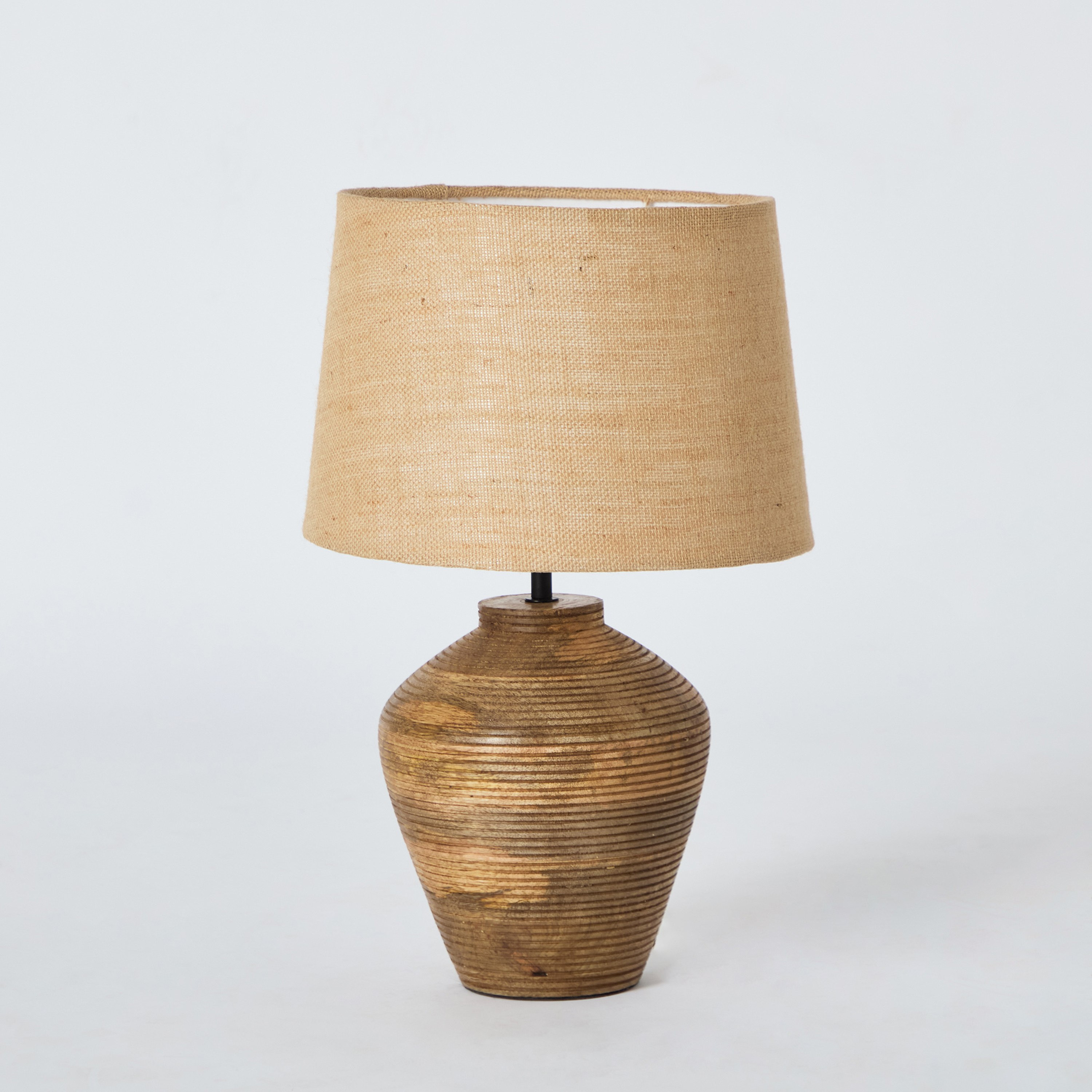 مصباح طاولة بقاعدة من الراتان وغطاء رفيع من كينجستون - 53 سم-hbxbedroom-lighting-tablelamps-image-6