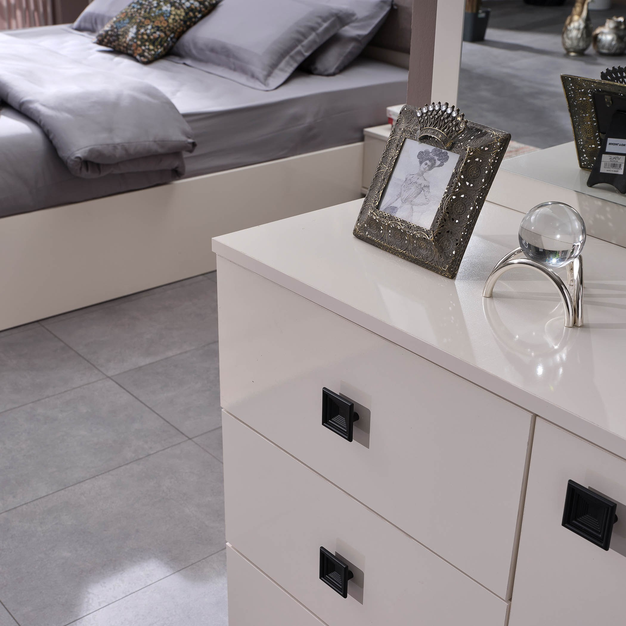 طقم غرفة نوم كينج 6 قطع - سوهو من موڤو - 180×200 سم-hbxbedroom-bedsandbedsets-bedroomsets-king-image-11