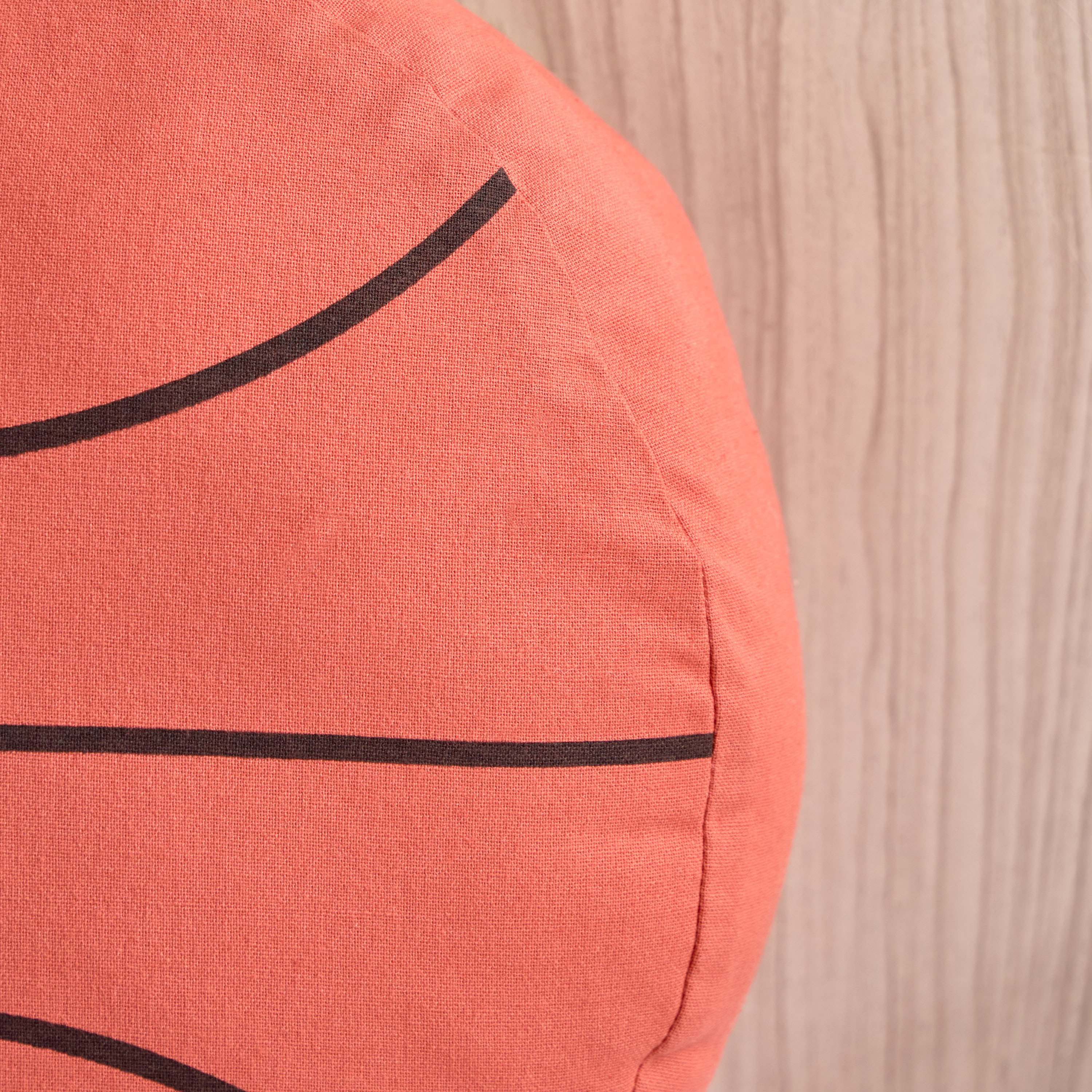 وسادة محشوة مستديرة على شكل كرة سلة بطبعات من أركيد - 35 سم-hbxhomeware-hbxkidsandyouth-image-2
