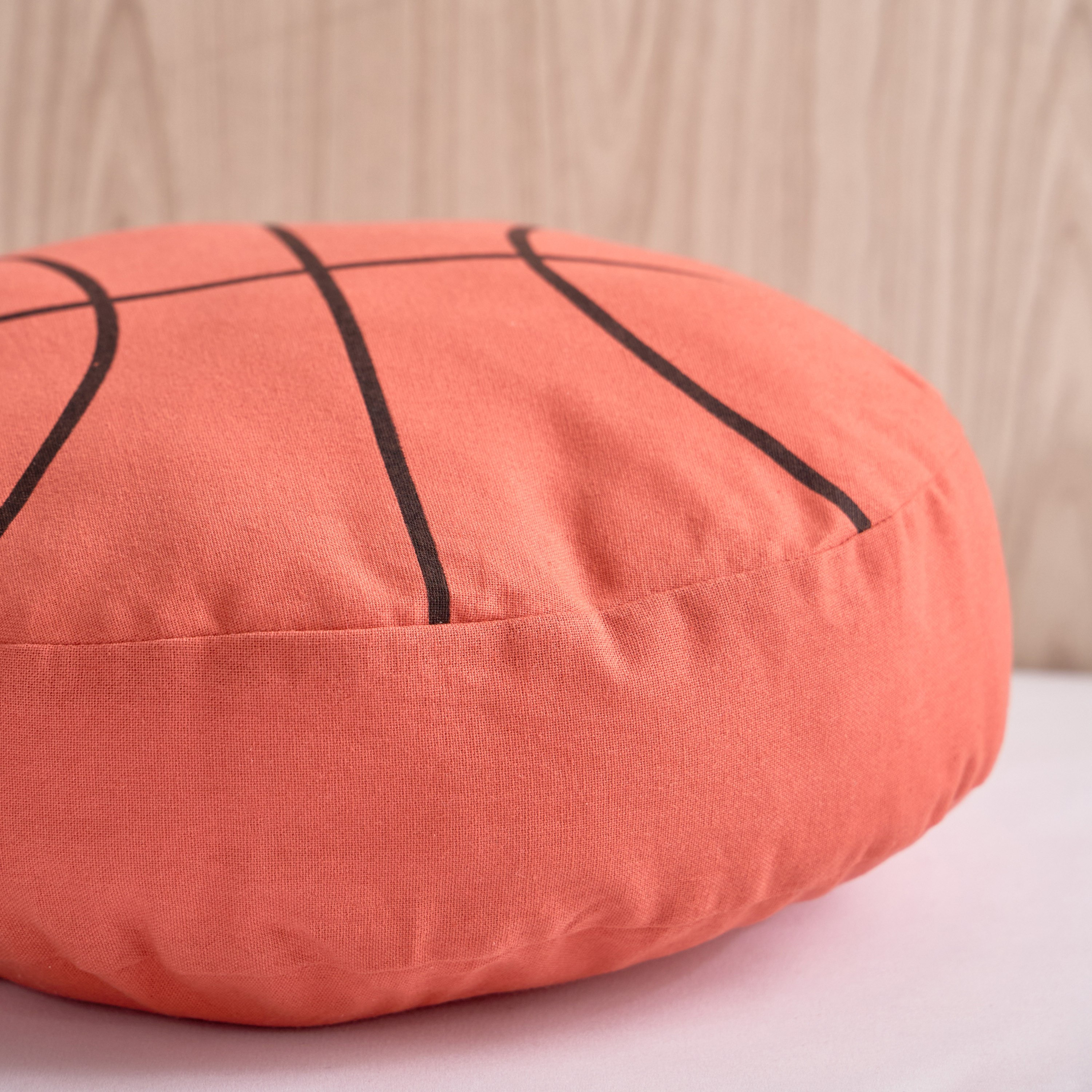 وسادة محشوة مستديرة على شكل كرة سلة بطبعات من أركيد - 35 سم-hbxhomeware-hbxkidsandyouth-image-3