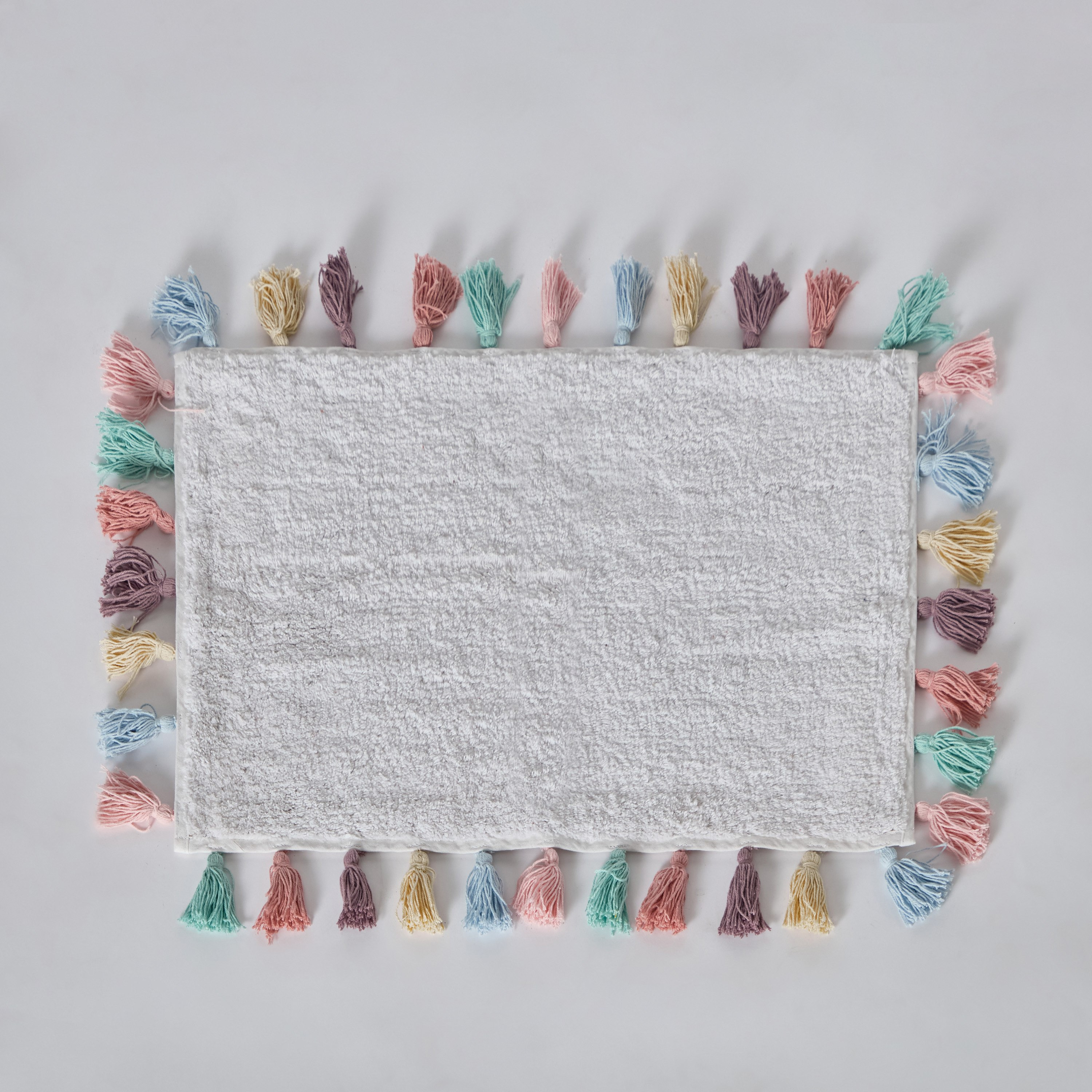 سجادة حمام قطن معنقدة بشرابات فلوريت من فلاترباي - 40x60 سم-hbxhomeware-kidsessentials-kidsbathmatsandtubmats-image-6