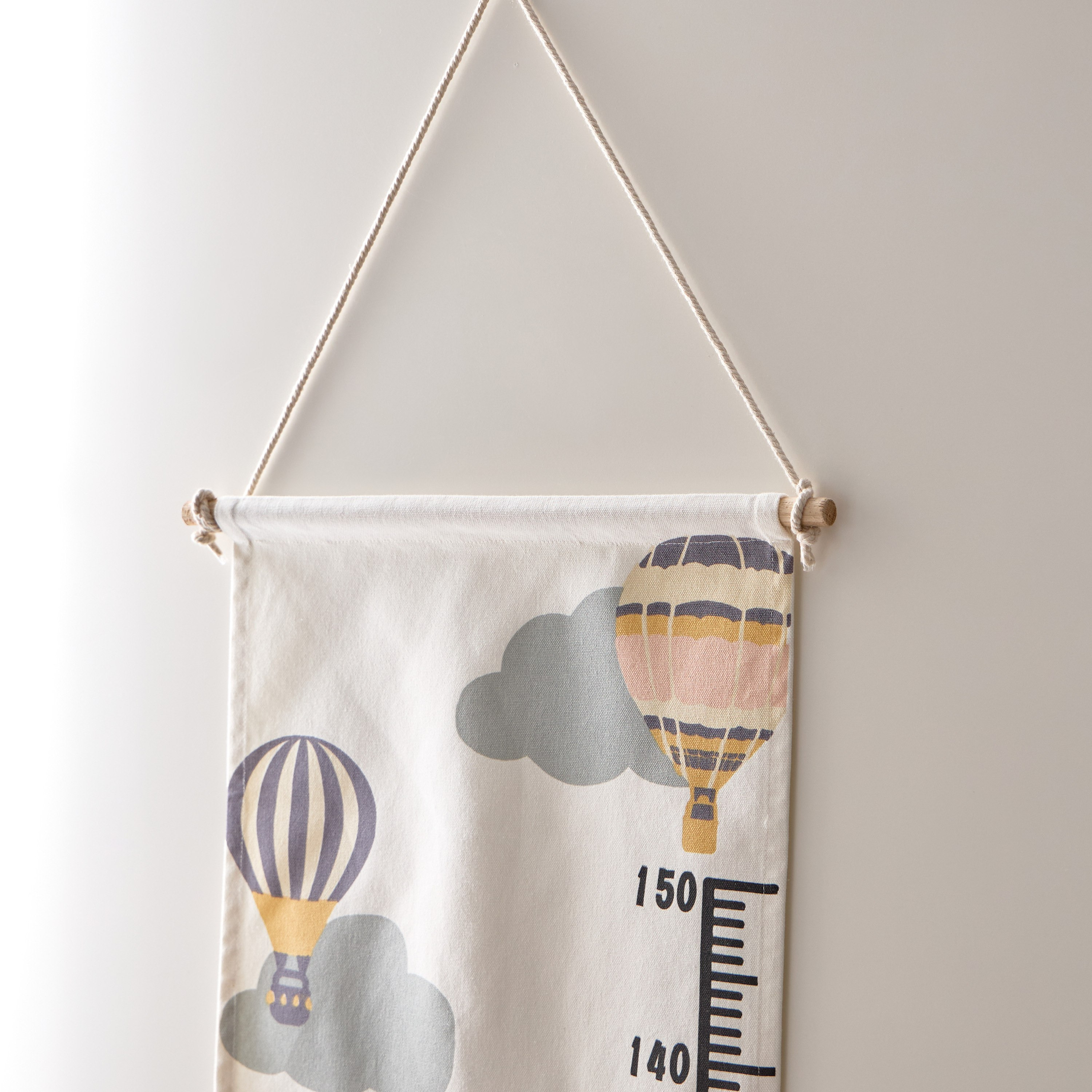 مقياس متر قطن بطبعات من بلاي لاند - 130x40 سم-hbxhomeware-hbxkidsandyouth-image-2