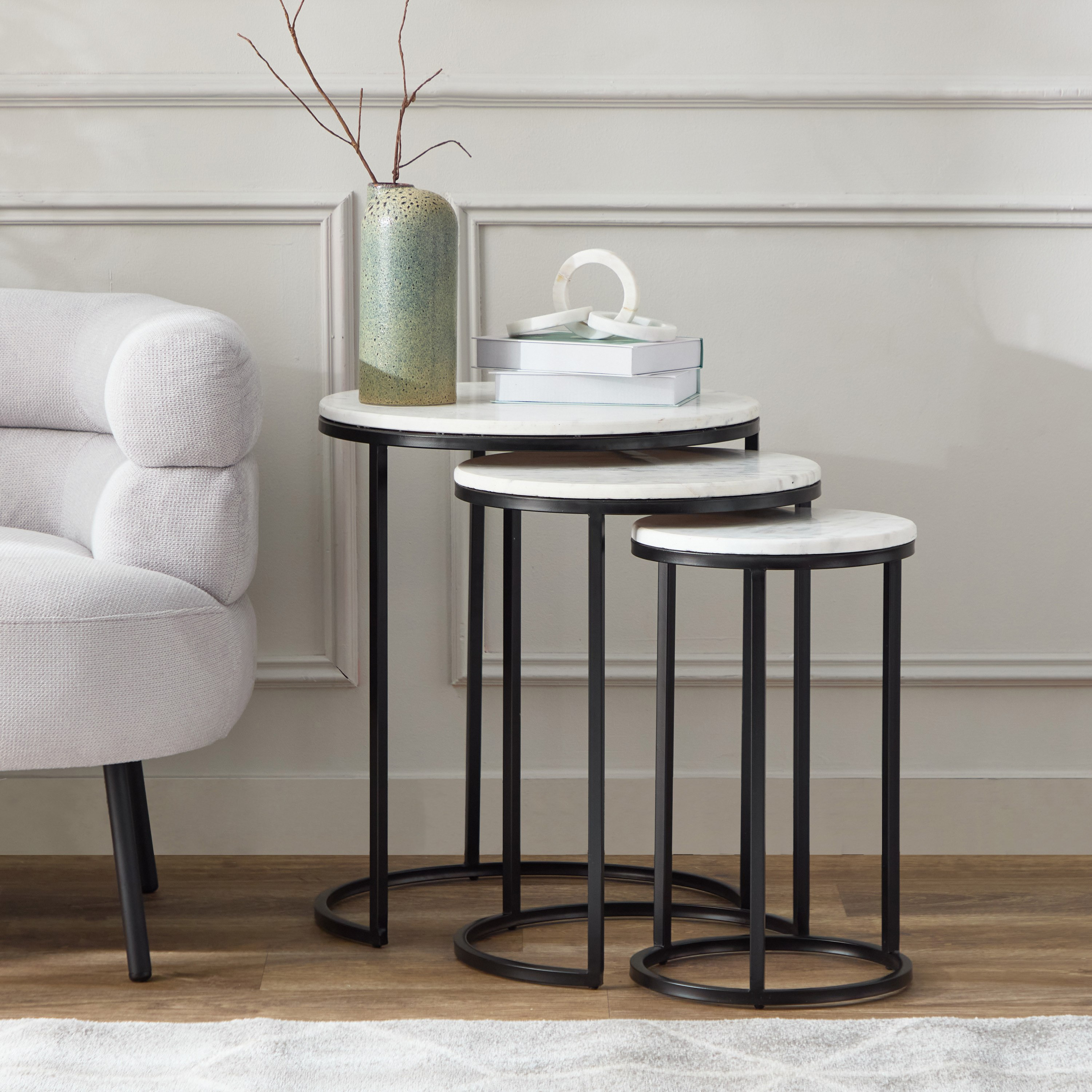 طقم طاولات متداخلة من 3 قطع بسطح من الرخام الأصلي - بورتيا من كافون-hbxfurniture-livingroom-nestingtables-image-1