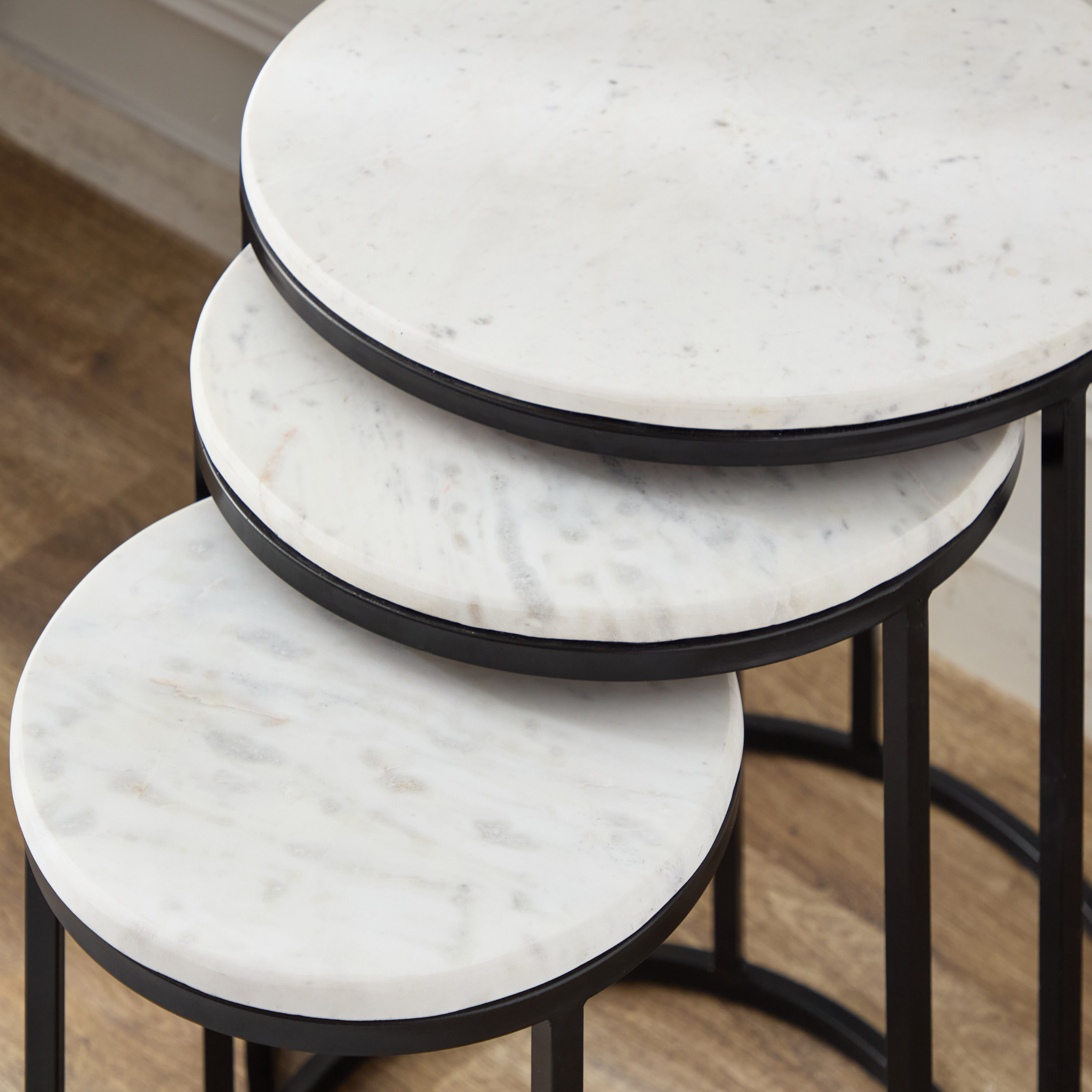 طقم طاولات متداخلة من 3 قطع بسطح من الرخام الأصلي - بورتيا من كافون-hbxfurniture-livingroom-nestingtables-image-5