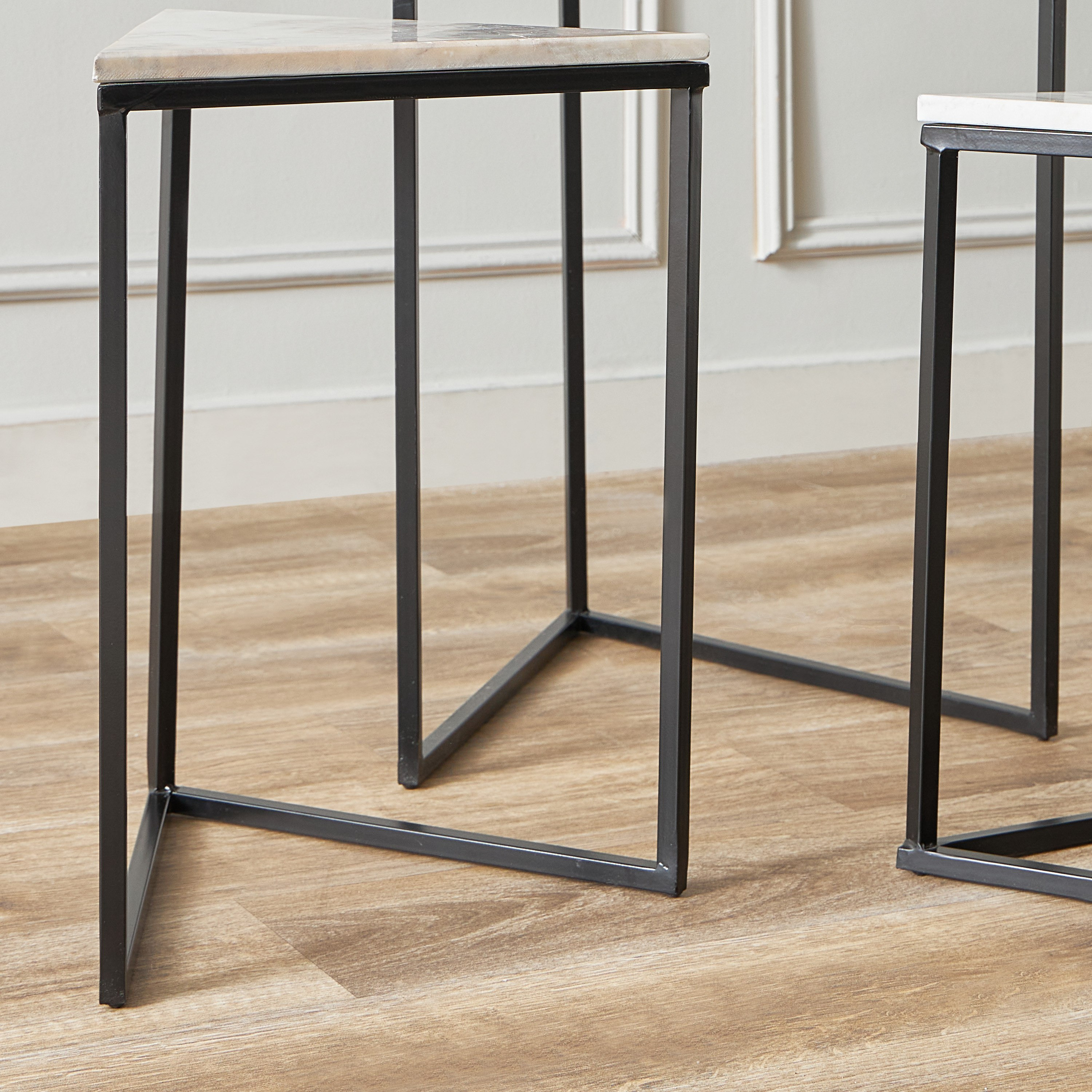 طقم طاولات متداخلة 3 قطع بسطح من الرخام الأصلي - تريو من فيندرا-hbxfurniture-livingroom-nestingtables-image-6