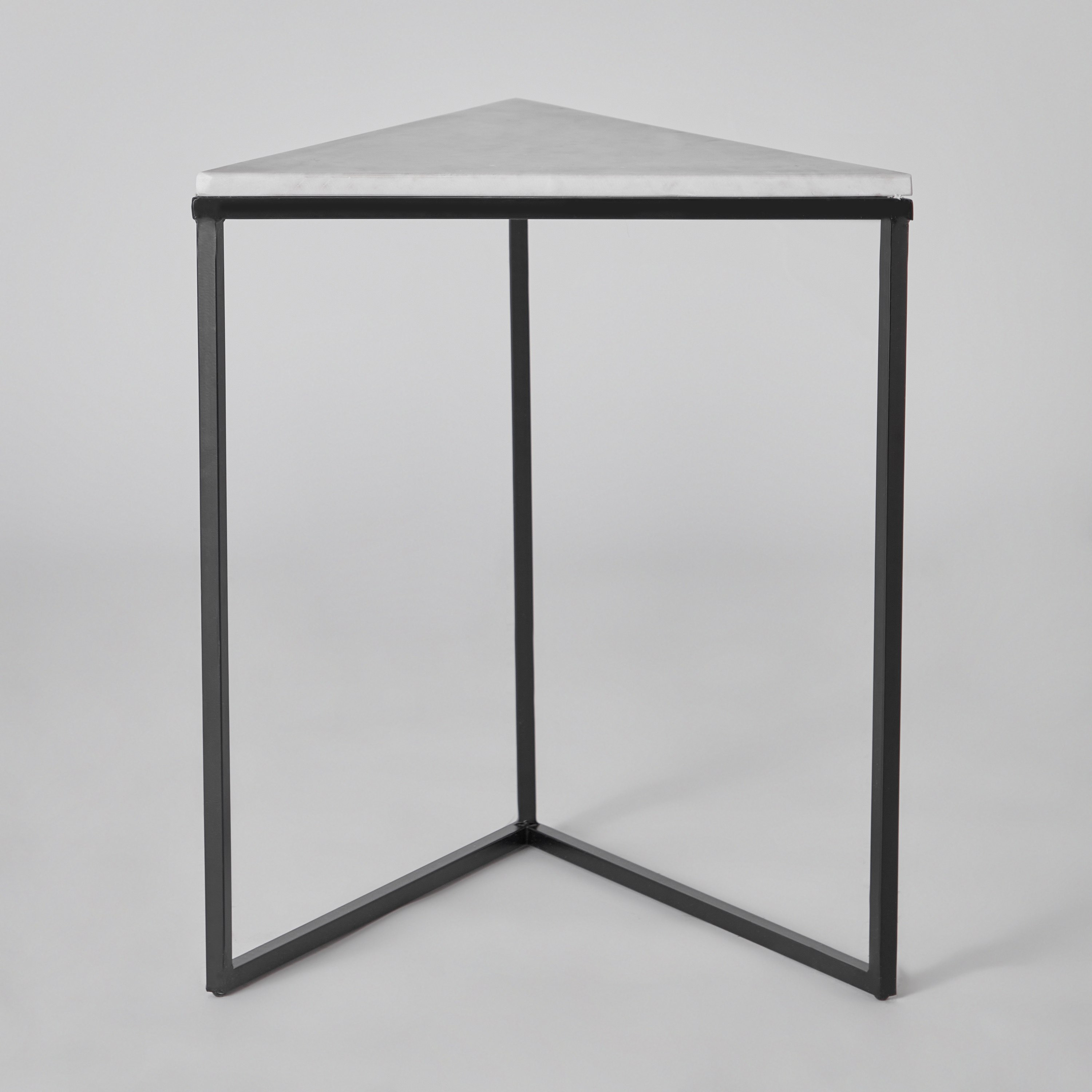 طقم طاولات متداخلة 3 قطع بسطح من الرخام الأصلي - تريو من فيندرا-hbxfurniture-livingroom-nestingtables-image-8