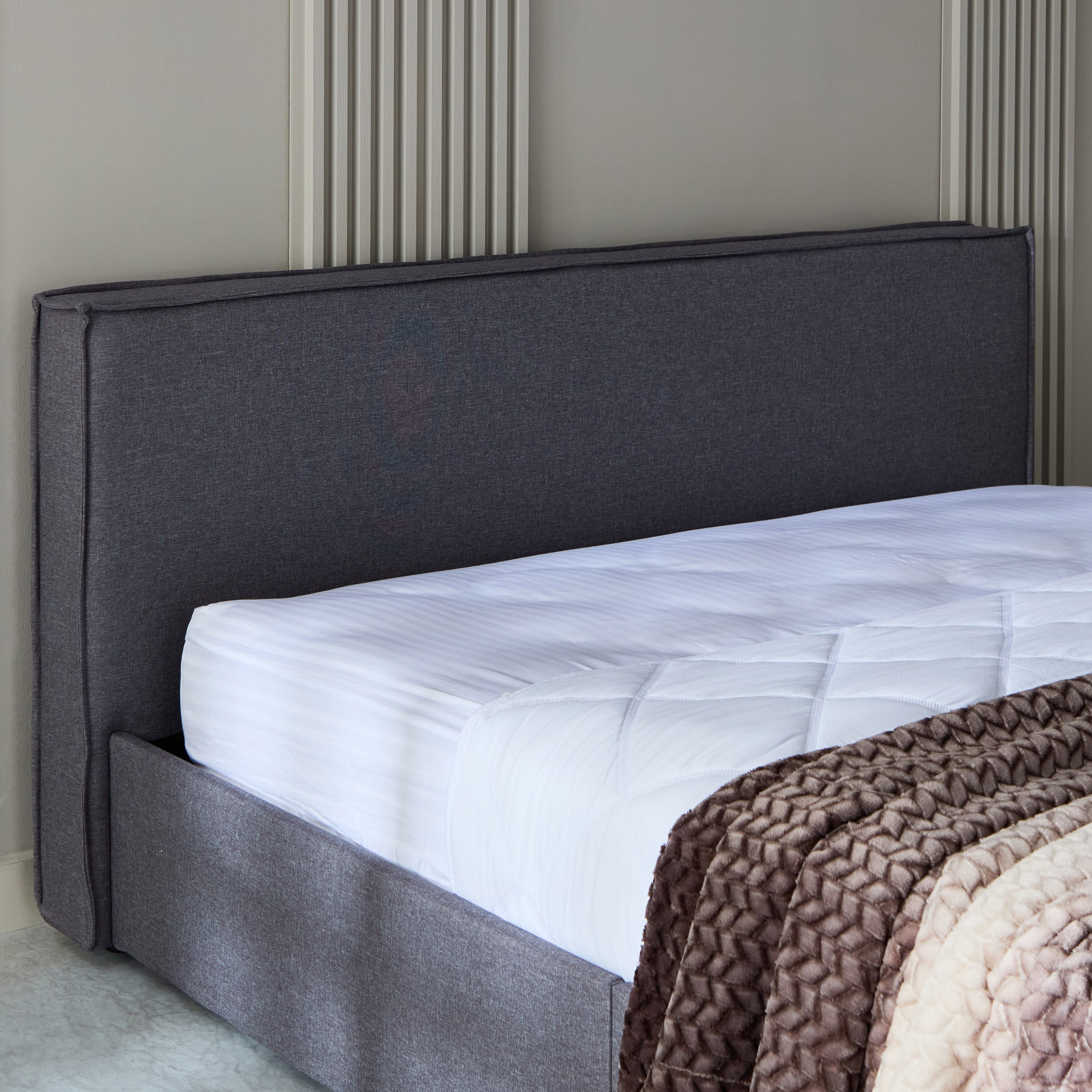 Movo Kulltorp Hydraulic Storage Upholstered Queen Bed - 160x200 cm-hbxbedroom-bedsandbedsets-beds-queen-image-5