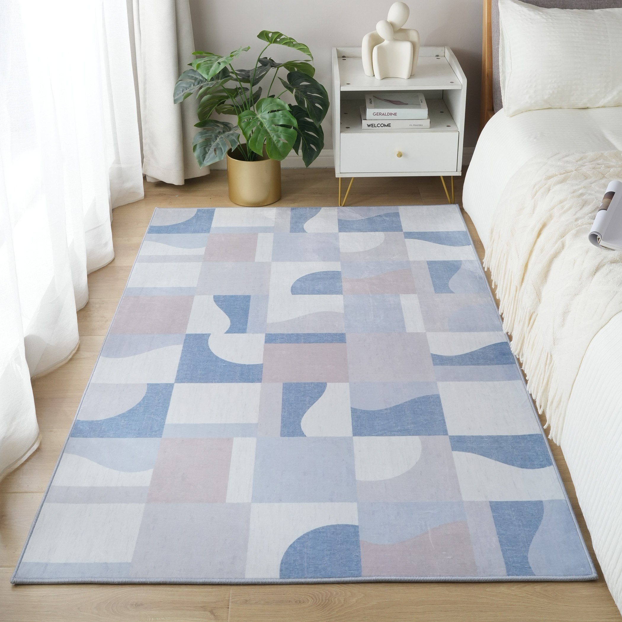 Wells Hilya Printed Flannel Rug - 110x160 cm-hbxdecorandfurnishings-floorcoverings-rugs-image-1