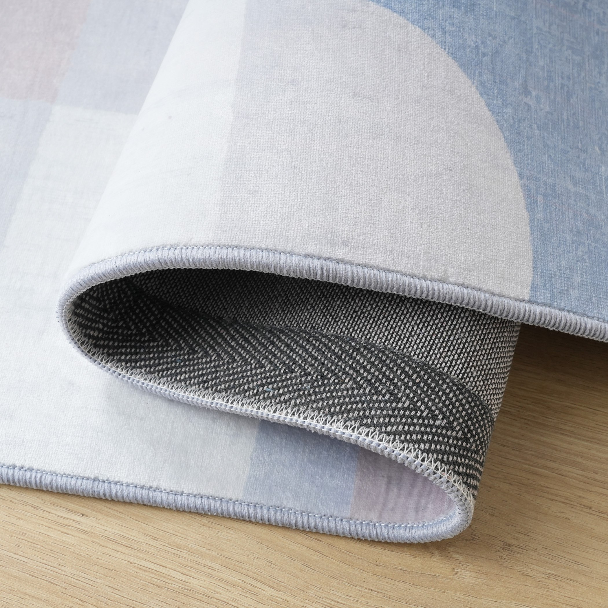 Wells Hilya Printed Flannel Rug - 110x160 cm-hbxdecorandfurnishings-floorcoverings-rugs-image-4