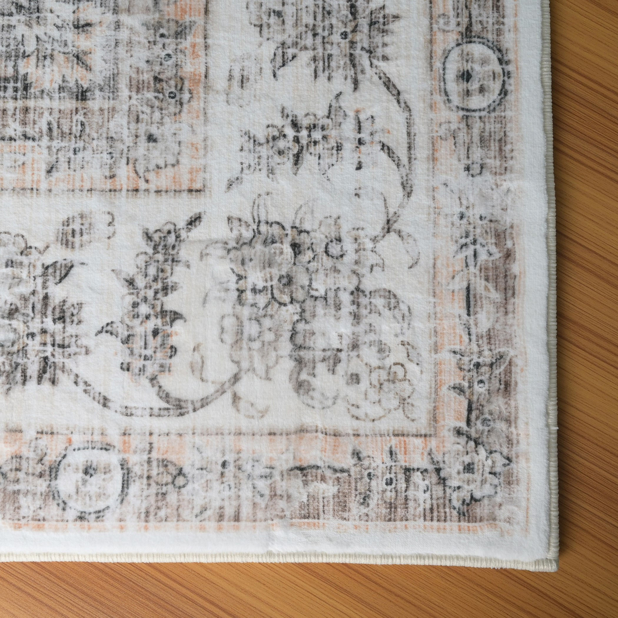 سجادة مخملية فاريتو من ميراج - 120x170 سم-hbxdecorandfurnishings-floorcoverings-rugs-image-2