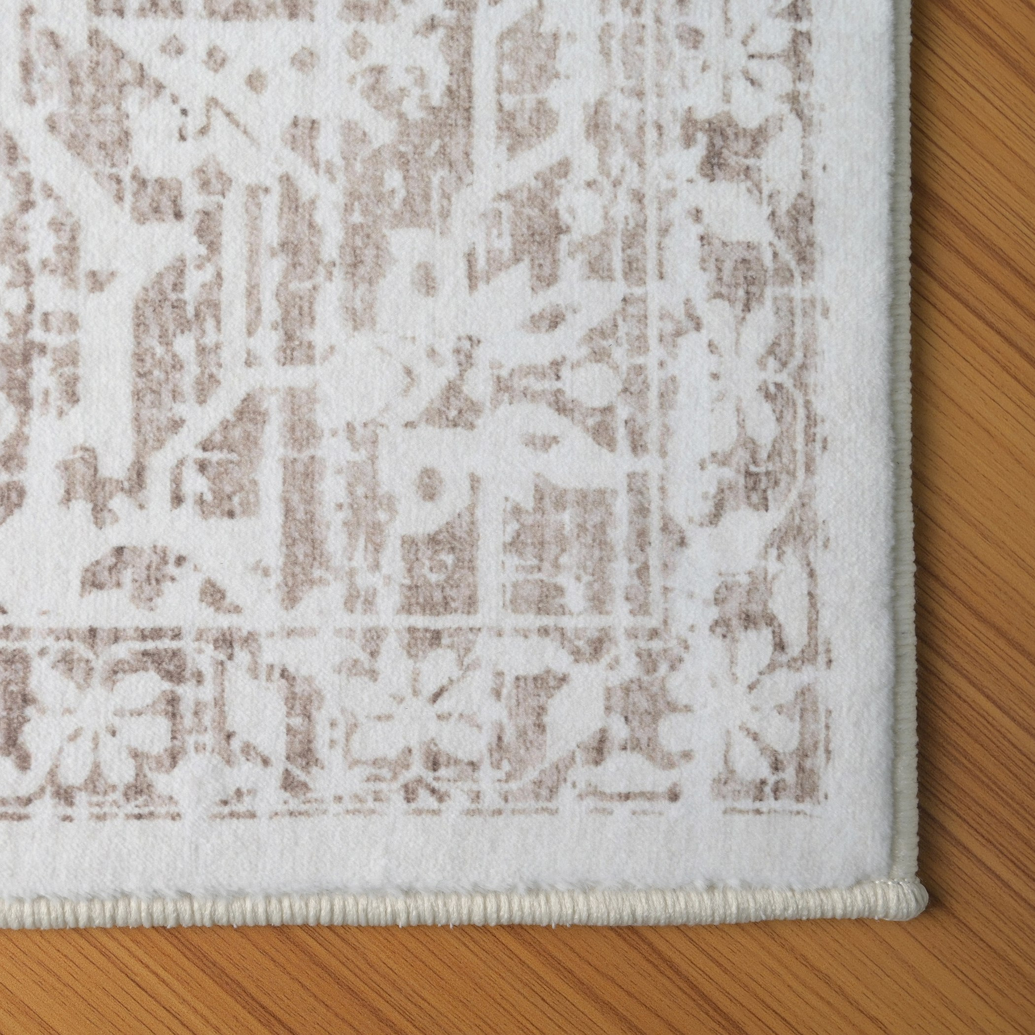 Miraj Zita Velvet Rug - 200x300 cm-hbxdecorandfurnishings-floorcoverings-rugs-image-2