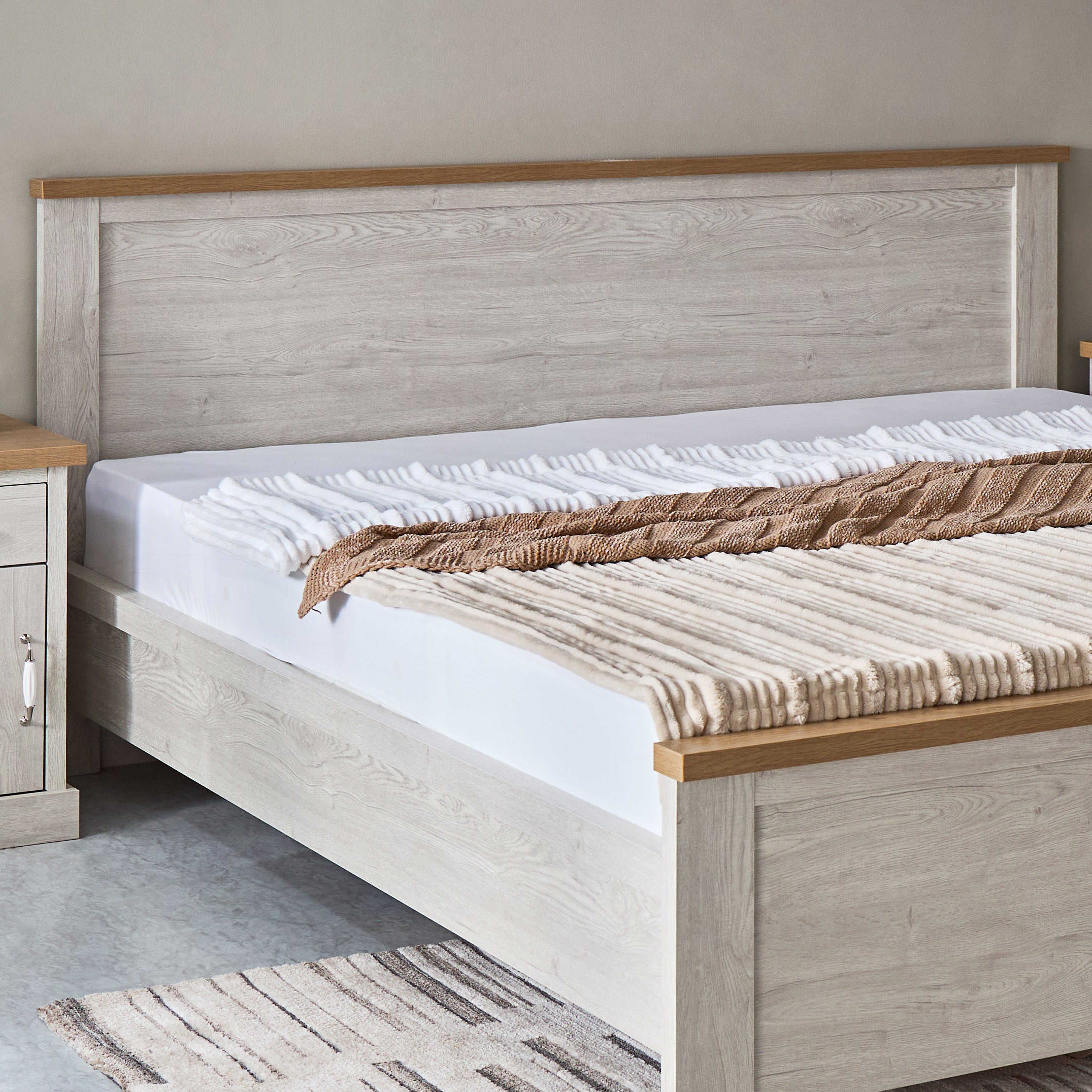 طقم غرفة نوم سوبر كينج 6 قطع - بروكلين من موڤو - 200x200 سم-hbxbedroom-bedsandbedsets-bedroomsets-superking-image-3