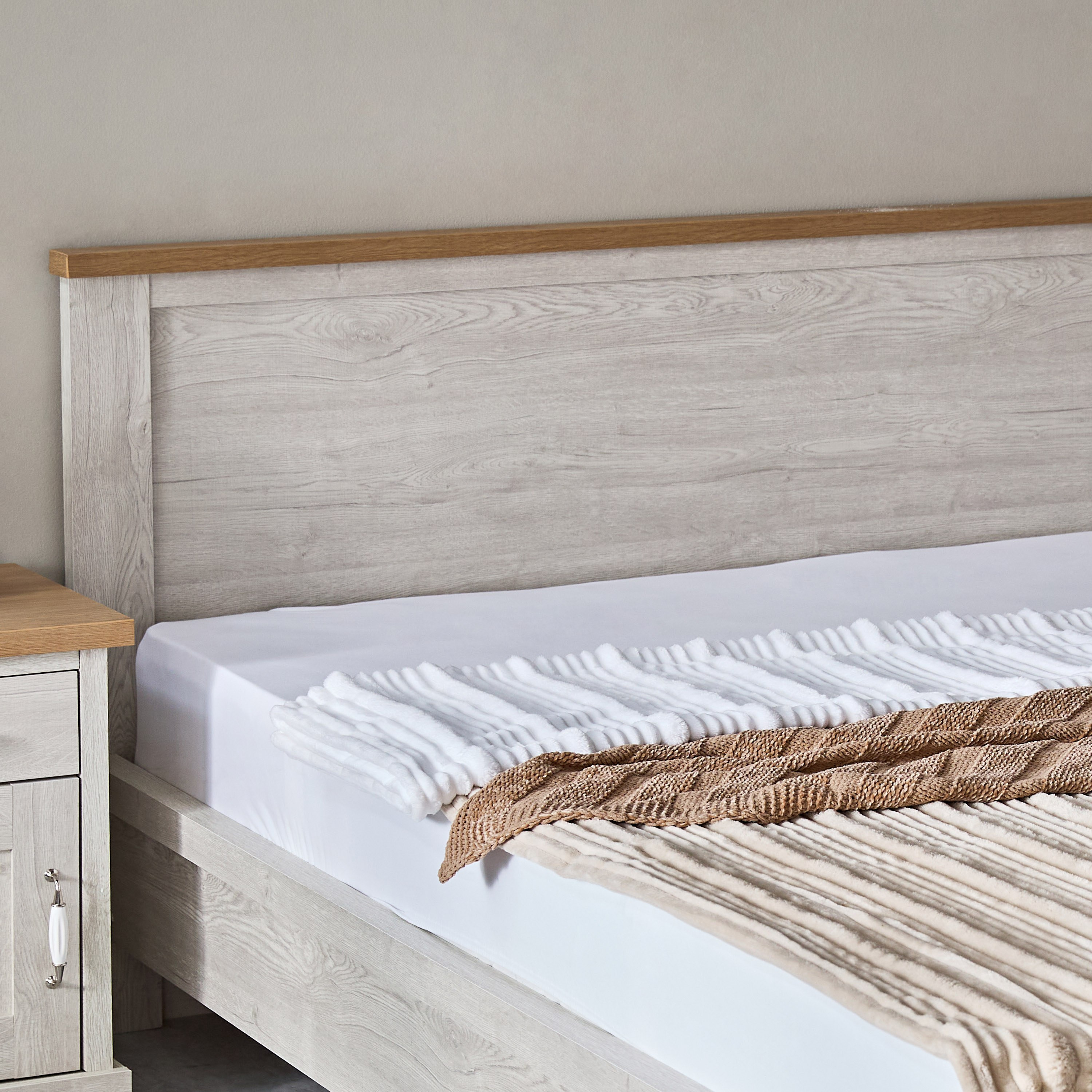 طقم غرفة نوم سوبر كينج 6 قطع - بروكلين من موڤو - 200x200 سم-hbxbedroom-bedsandbedsets-bedroomsets-superking-image-8